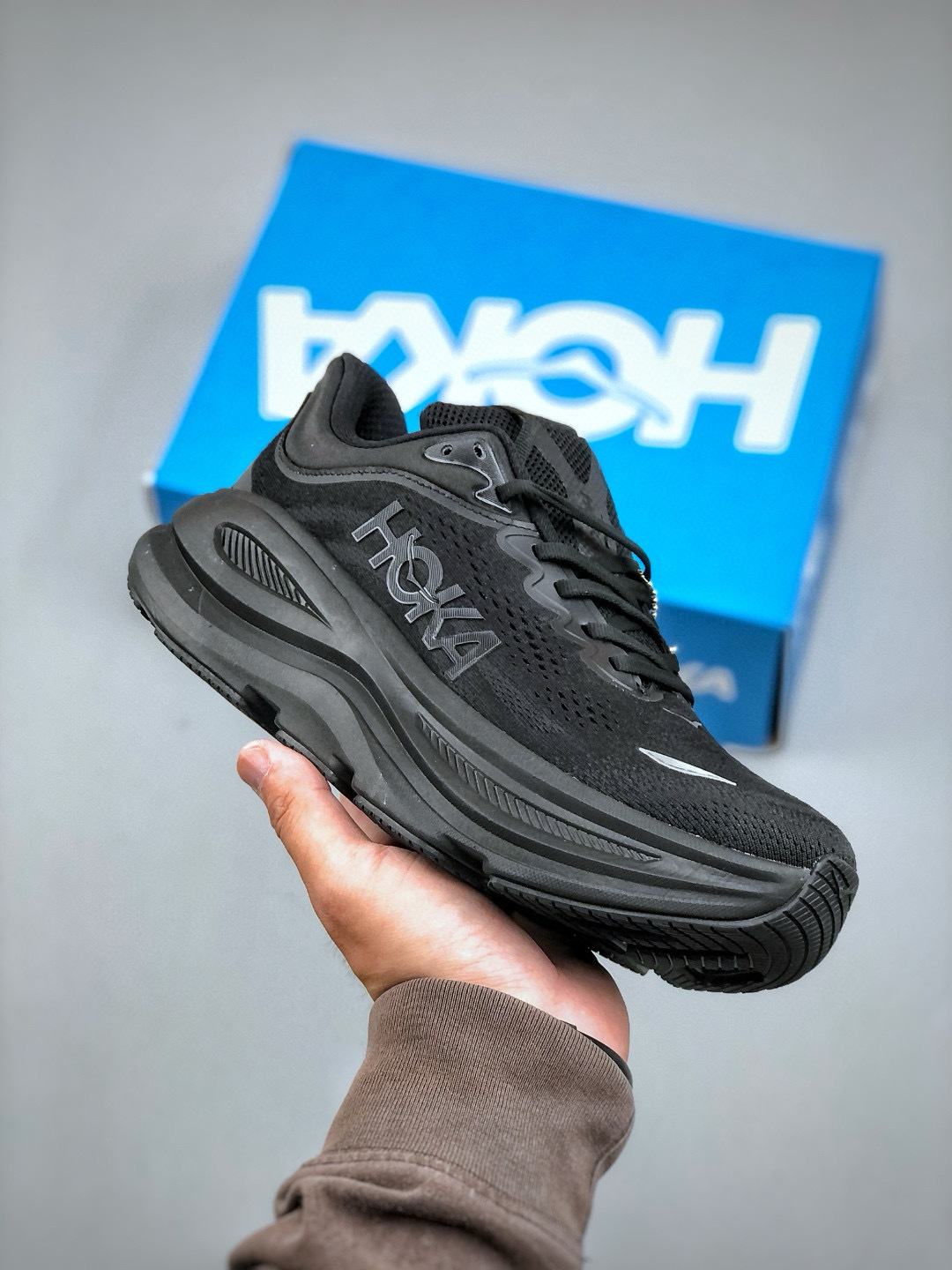 HOKA ONE ONE Bondi 9 Wide: Comfort, Cushioning, and Performance Running Shoes 8 cmp i1746898349386 708 0 6