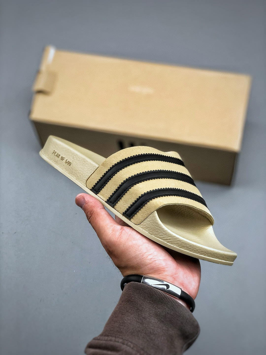 Fear of God x Adidas Adilette Slides - Comfortable & Anti-Slip Unisex 5 cmp i1746898387580 3046 0 3