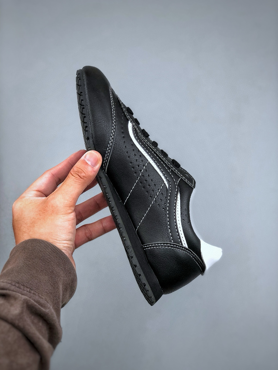 Vans Super LowPro Retro Thin Sole Black Leather Sneakers - Classic Style 3 cmp i1746898505911 8480 0 1