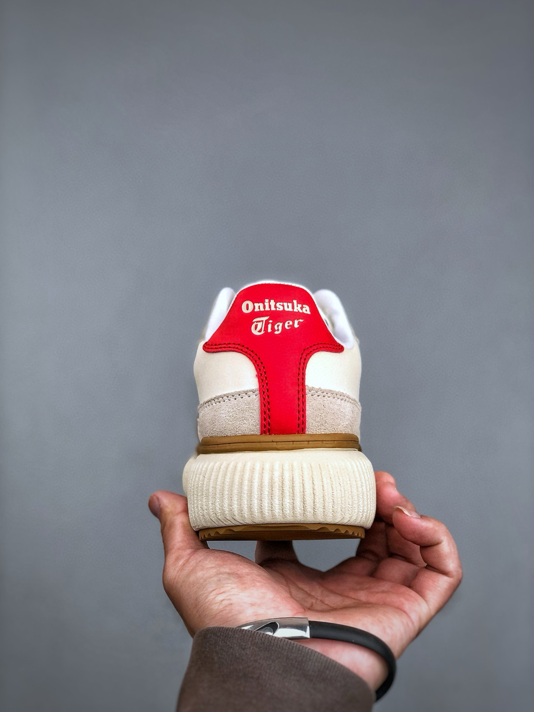 Onitsuka Tiger Delecity Cream/Red Low-Top Sneakers | 4 cmp i1746898603002 9263 0 2