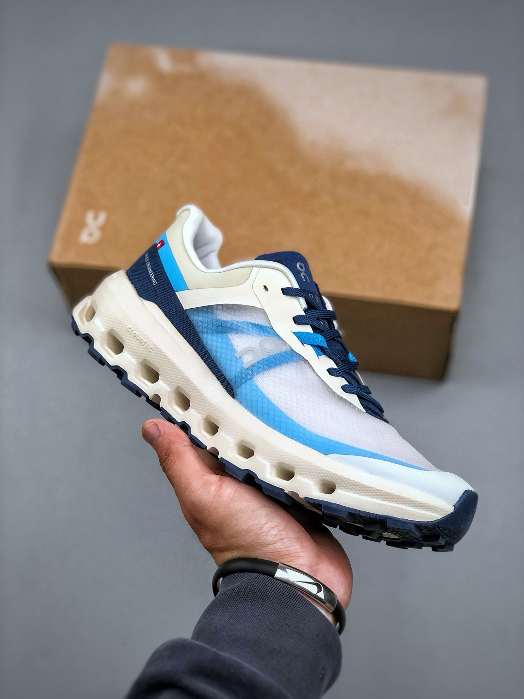 On Cloudvista 2 Lightweight Running Shoes with CloudTec Cushioning 5 cmp i1747156463313 8722 0 3