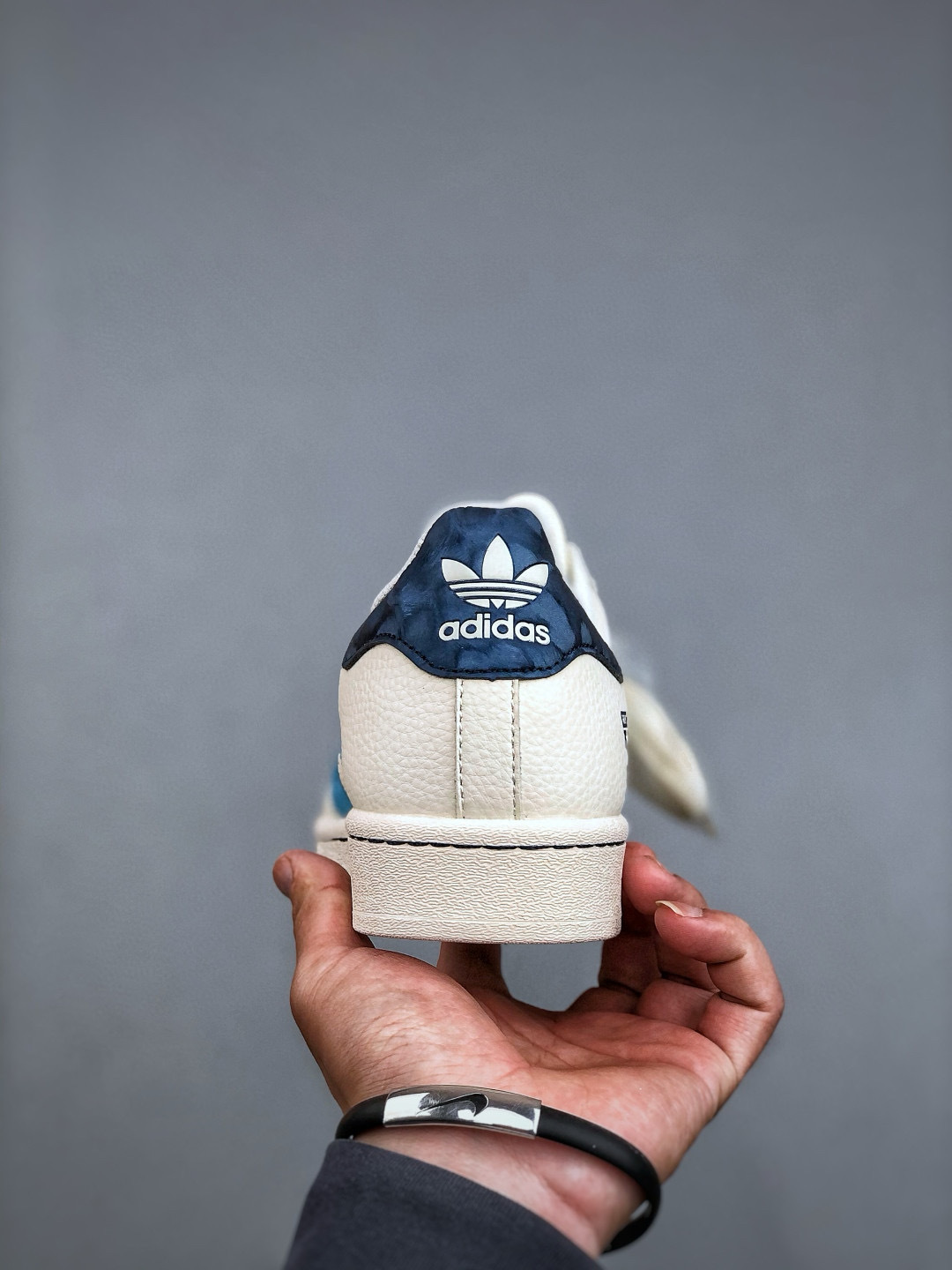 Adidas Originals Superstar x Supreme White Blue Leather Sneakers HS3069 4 cmp i1747156923133 1849 0 2
