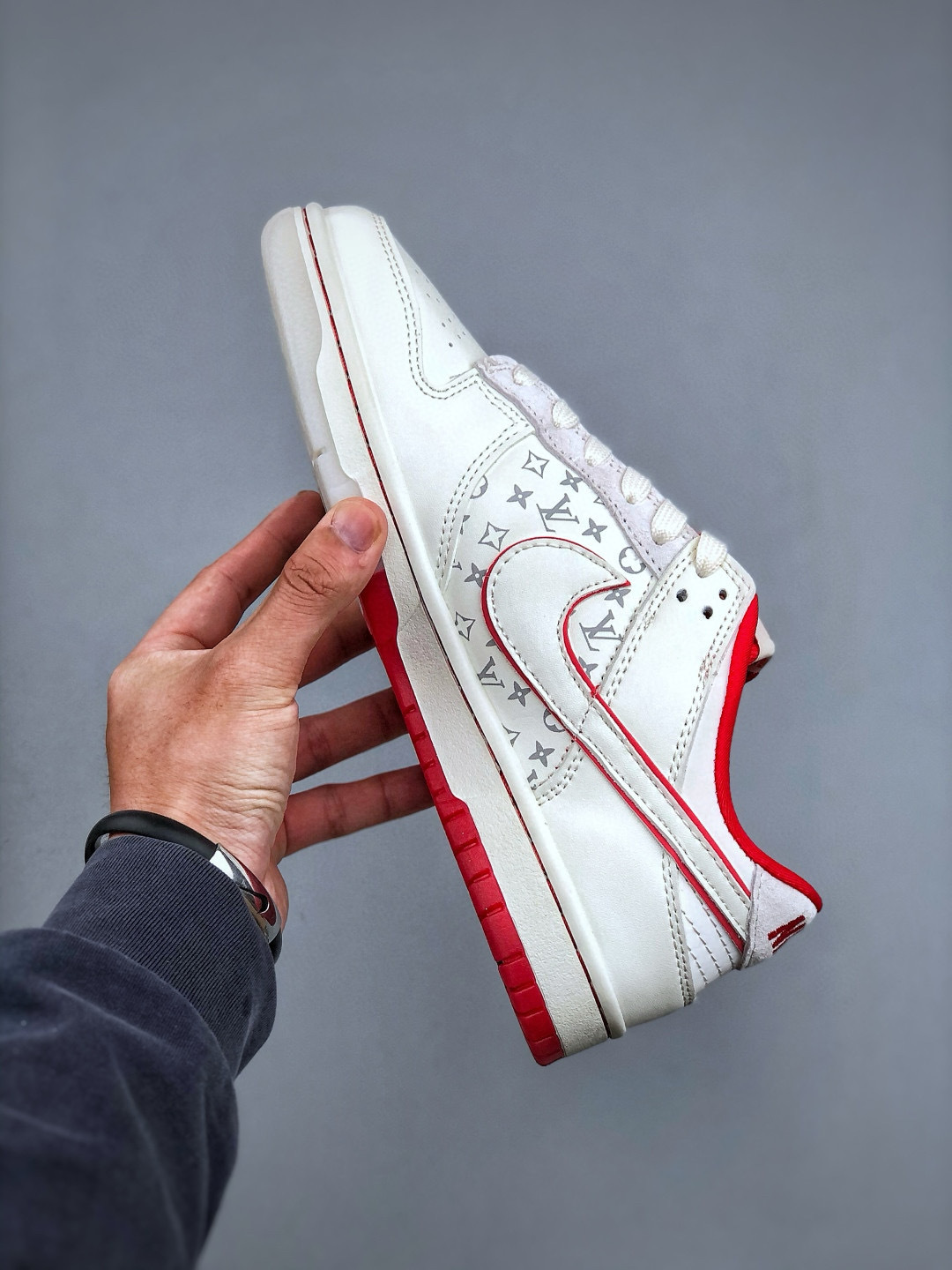 Nike SB Dunk Low x Louis Vuitton White Red, Premium Leather, All Sizes! 3 cmp i1747156970302 5484 0 1