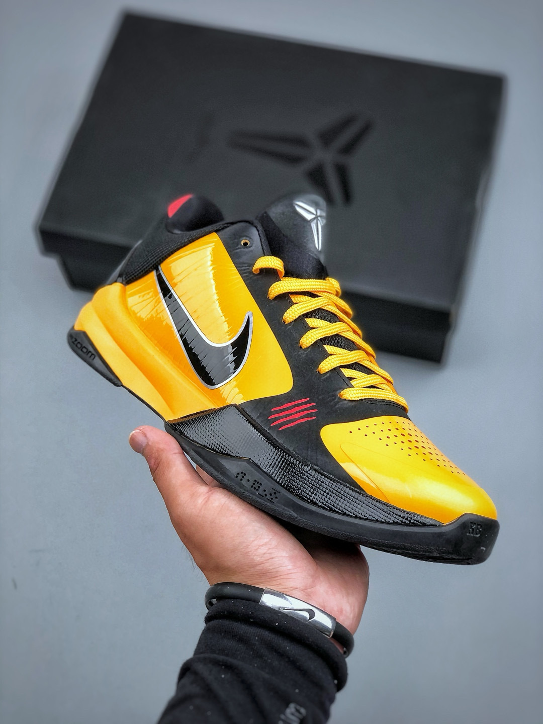 NK Zoom Kobe ZK5 "Bruce Lee" Basketball Shoes - Black and Yellow Edition