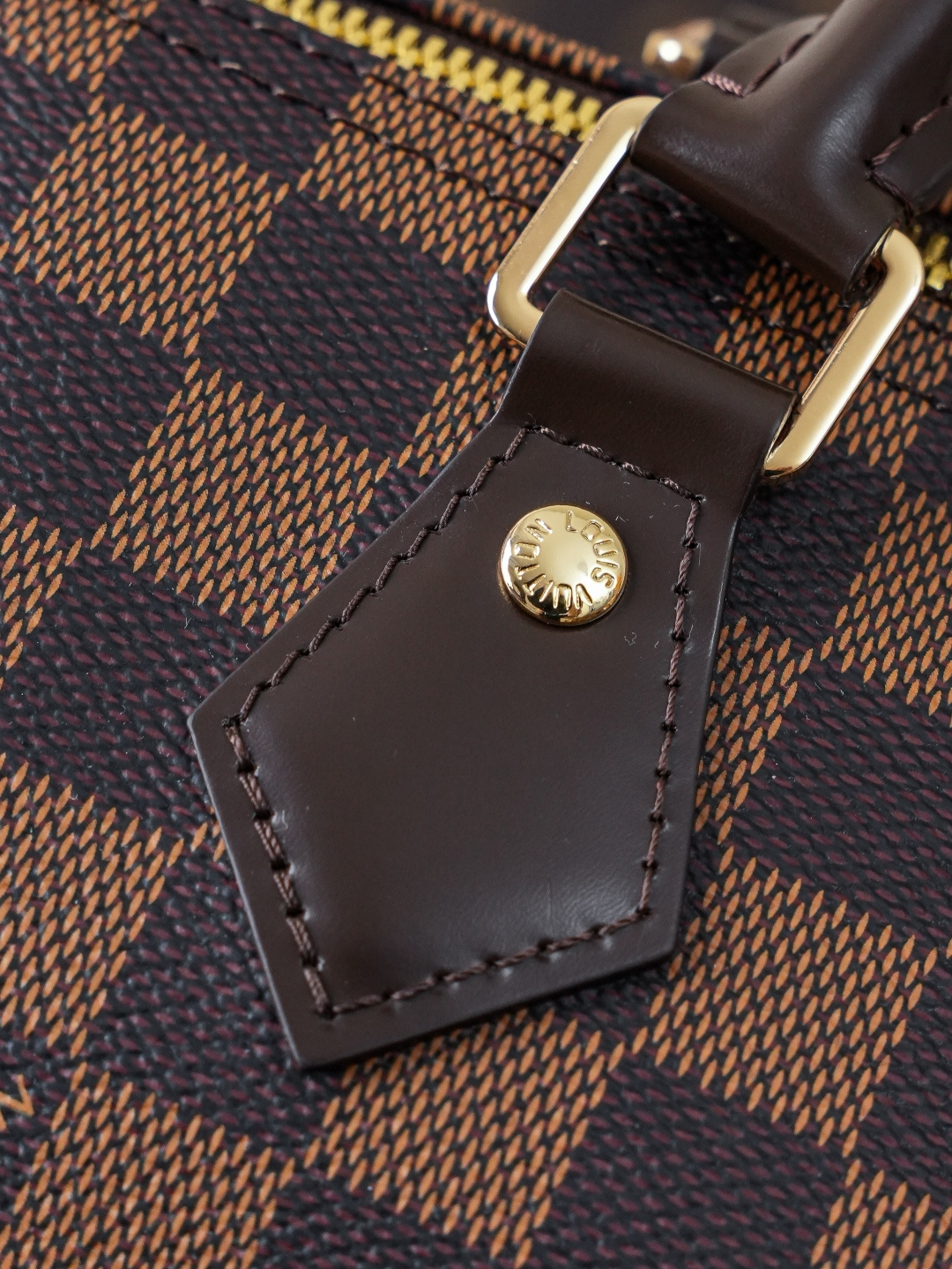 Louis Vuitton 动态163c01芯片N40590啡格30 （新版五金） M41112啡格30【独家背景 】Speedy 系列手袋原为 1930 年代的旅行者而设计