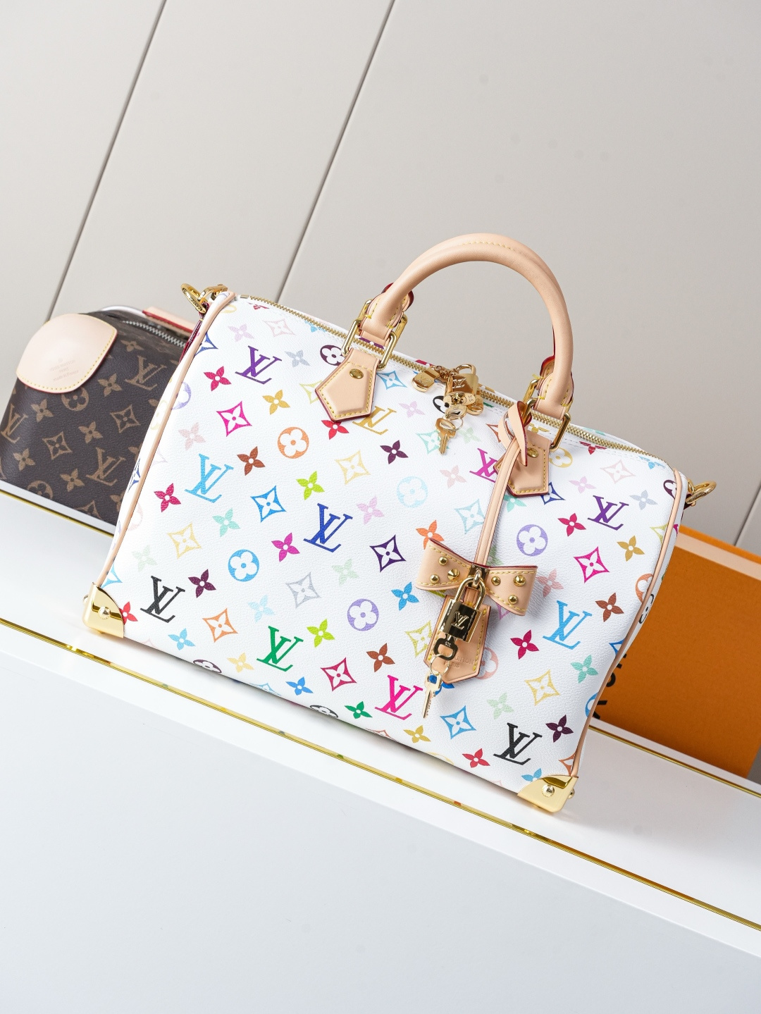 Louis Vuitton Handbag 12165