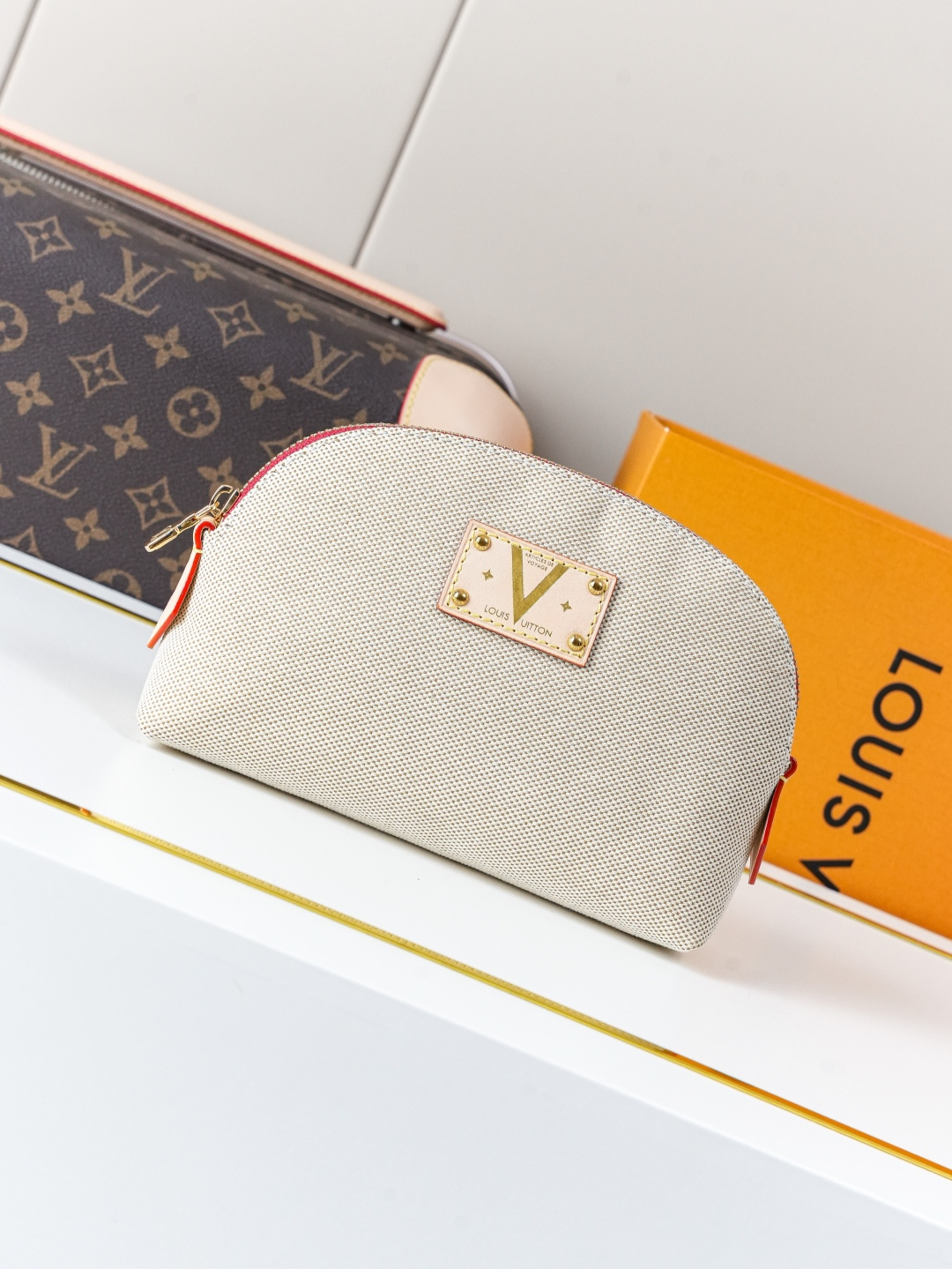 Косметичка Louis Vuitton