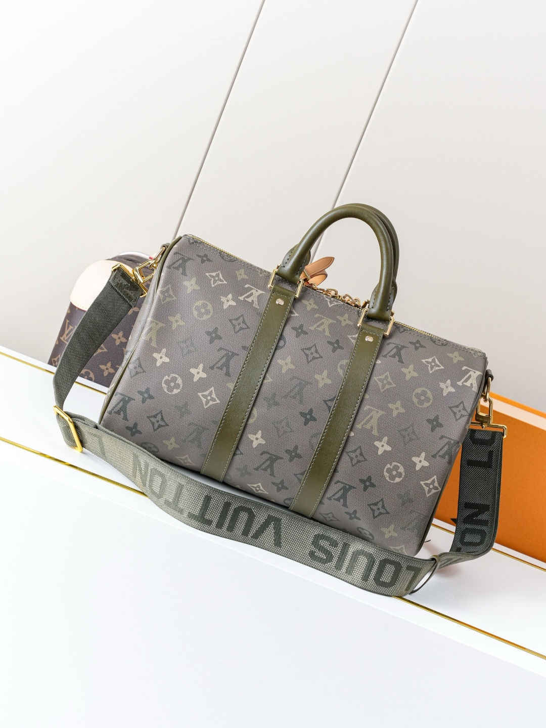 Сумка Louis Vuitton Keepall Bandoulière 35