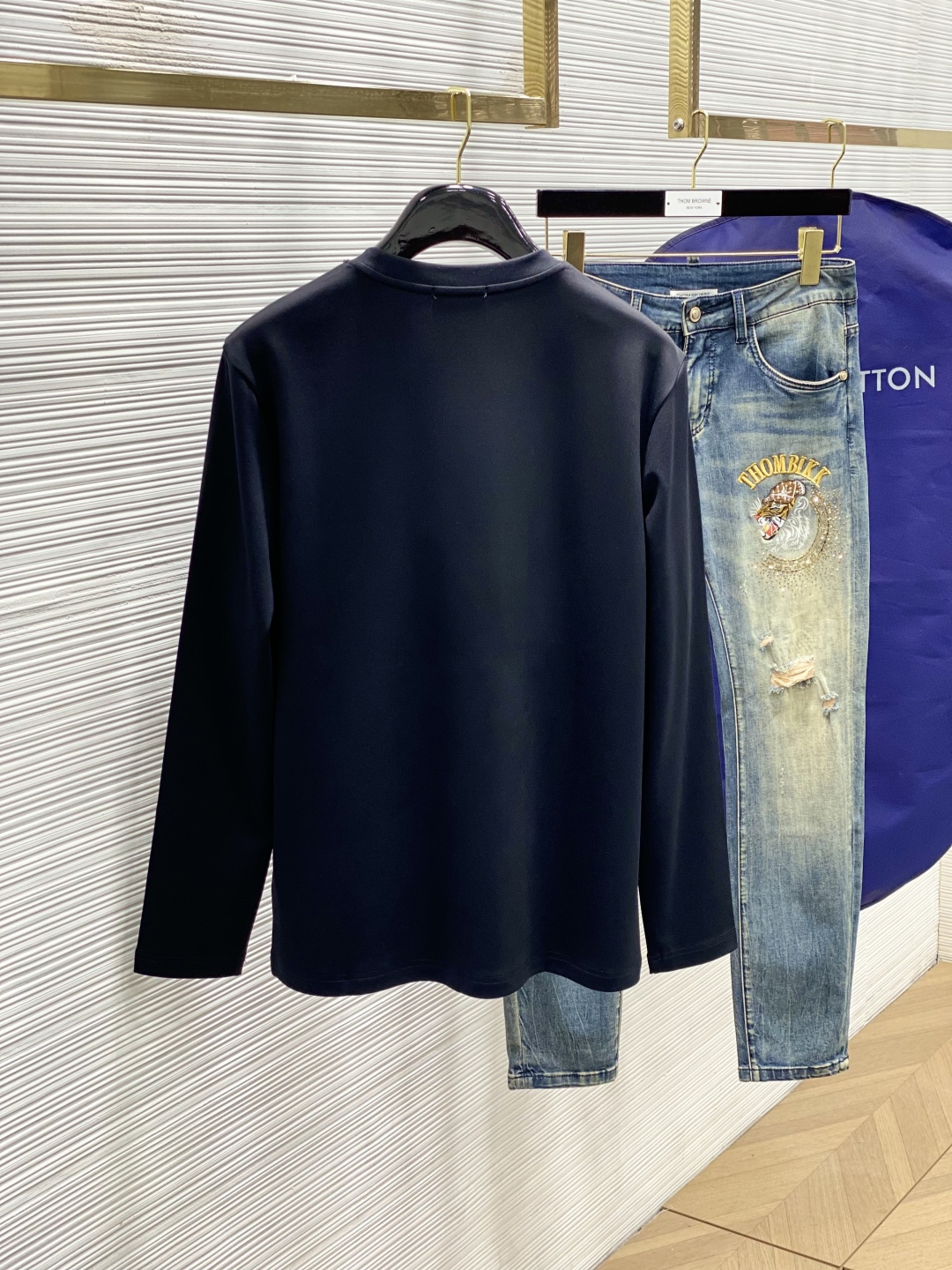 Spring 2025 New Products: Synchronized Cabinets, Original Scavenging, and Unique T-shirts - 图片 9