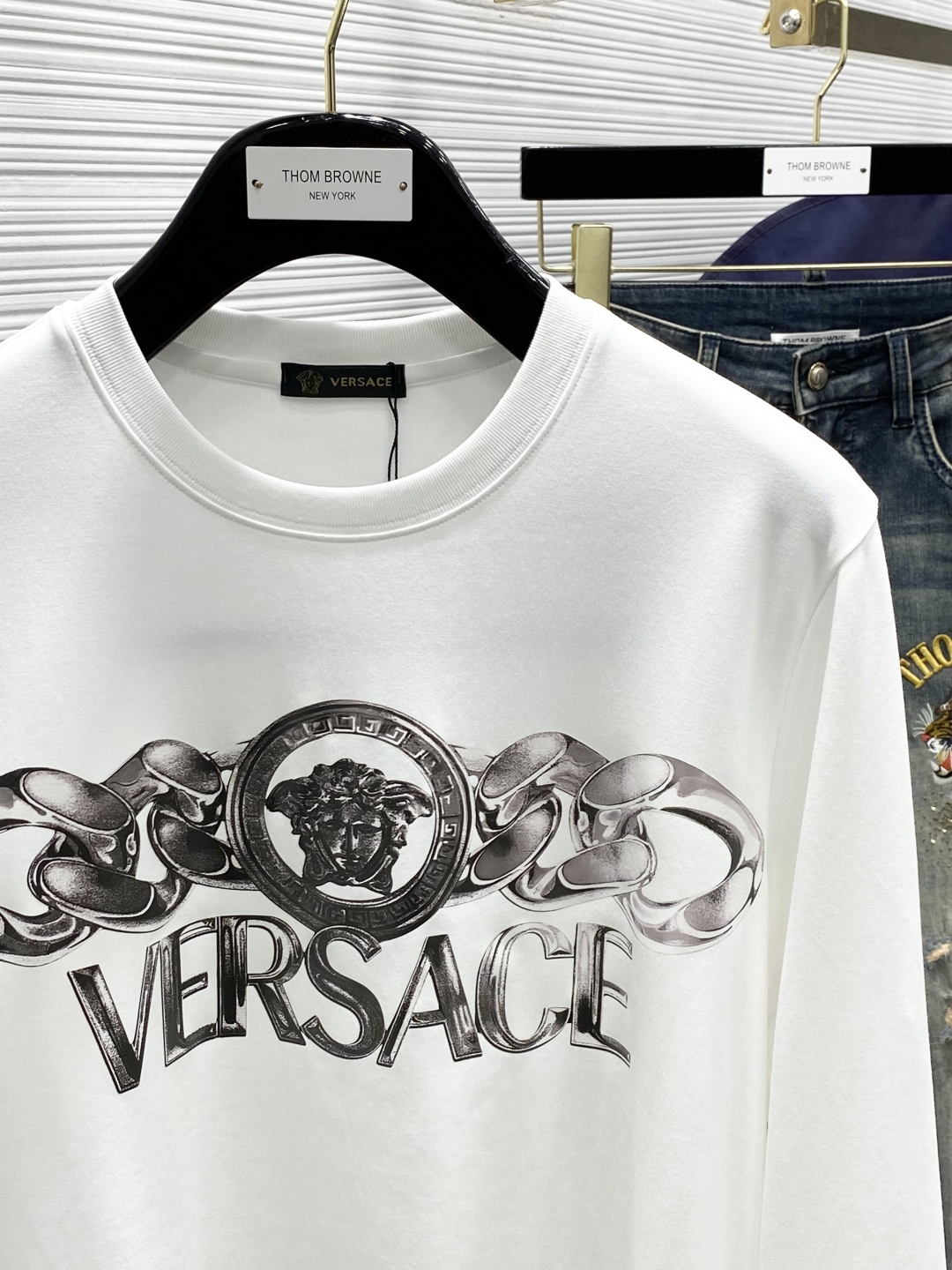 Spring 2025 Fashion: Synchronized Cabinets, Unique Designs, Top-Printing T-Shirts, Imported Fabrics - 图片 3