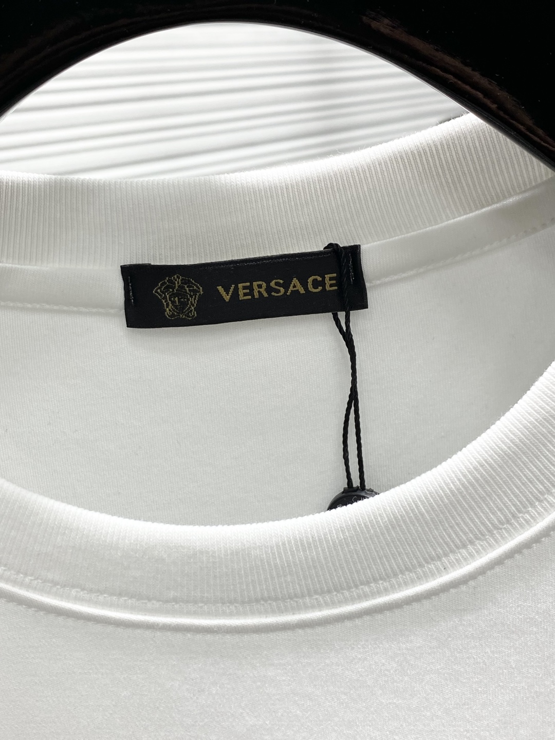 Spring 2025 Fashion: Synchronized Cabinets, Unique Designs, Top-Printing T-Shirts, Imported Fabrics - 图片 4