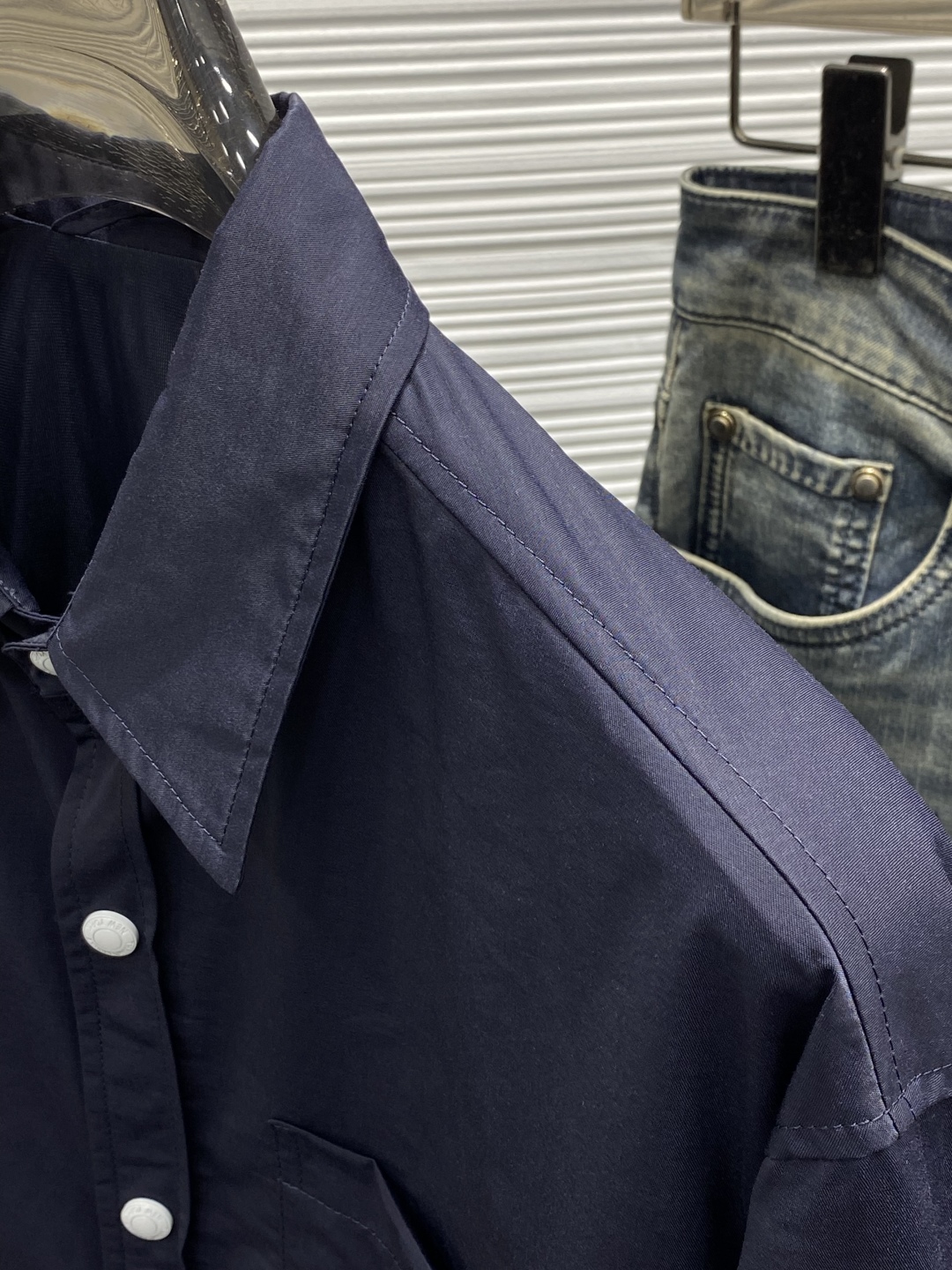 2025 Spring Update: Fashionable Leisure Jacket with Top-quality Fabric and Embellishments - 图片 8