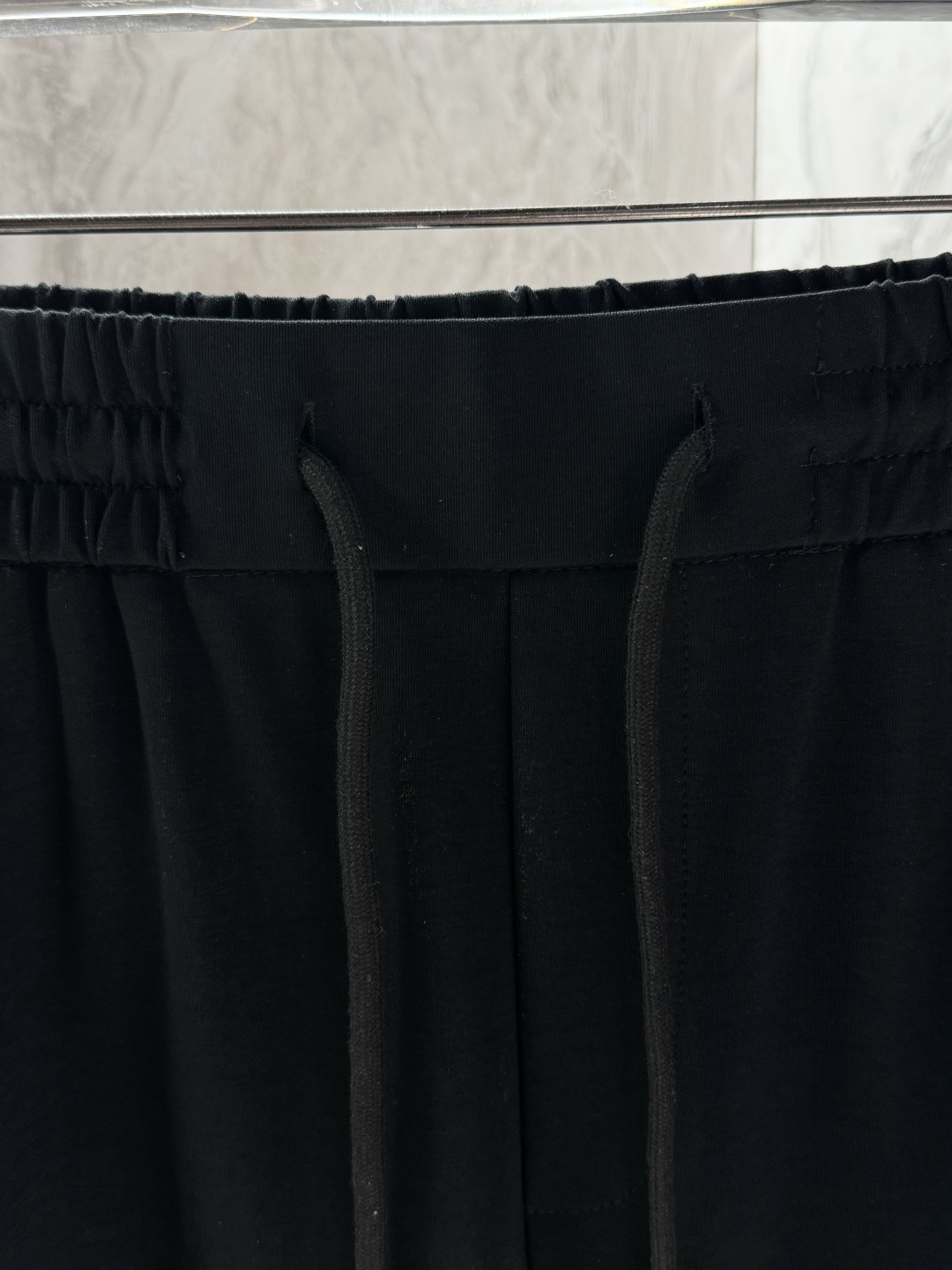 Gucci Ice-Cooked Leisure Pants: Wrinkle-Resistant, Ventilated, and Cozy in Custom Fabric - 图片 4