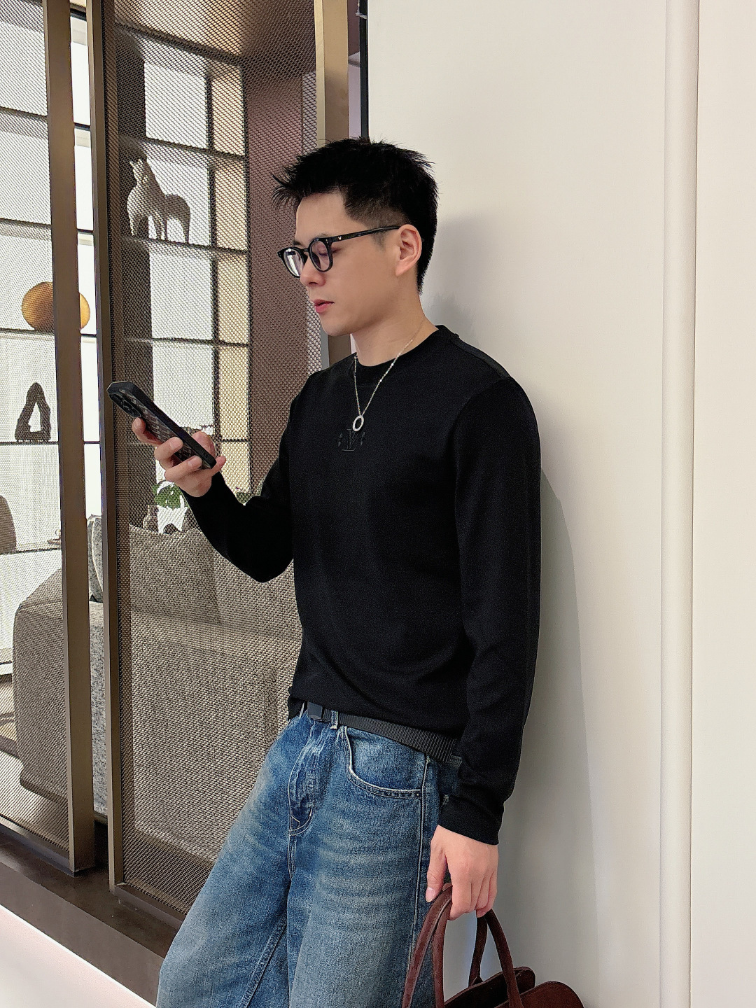 LV，2025秋冬最新款，高端刺绣/工艺图案装饰logo，专柜同步有售，原单狠货，爆款时尚休闲圆领长袖T