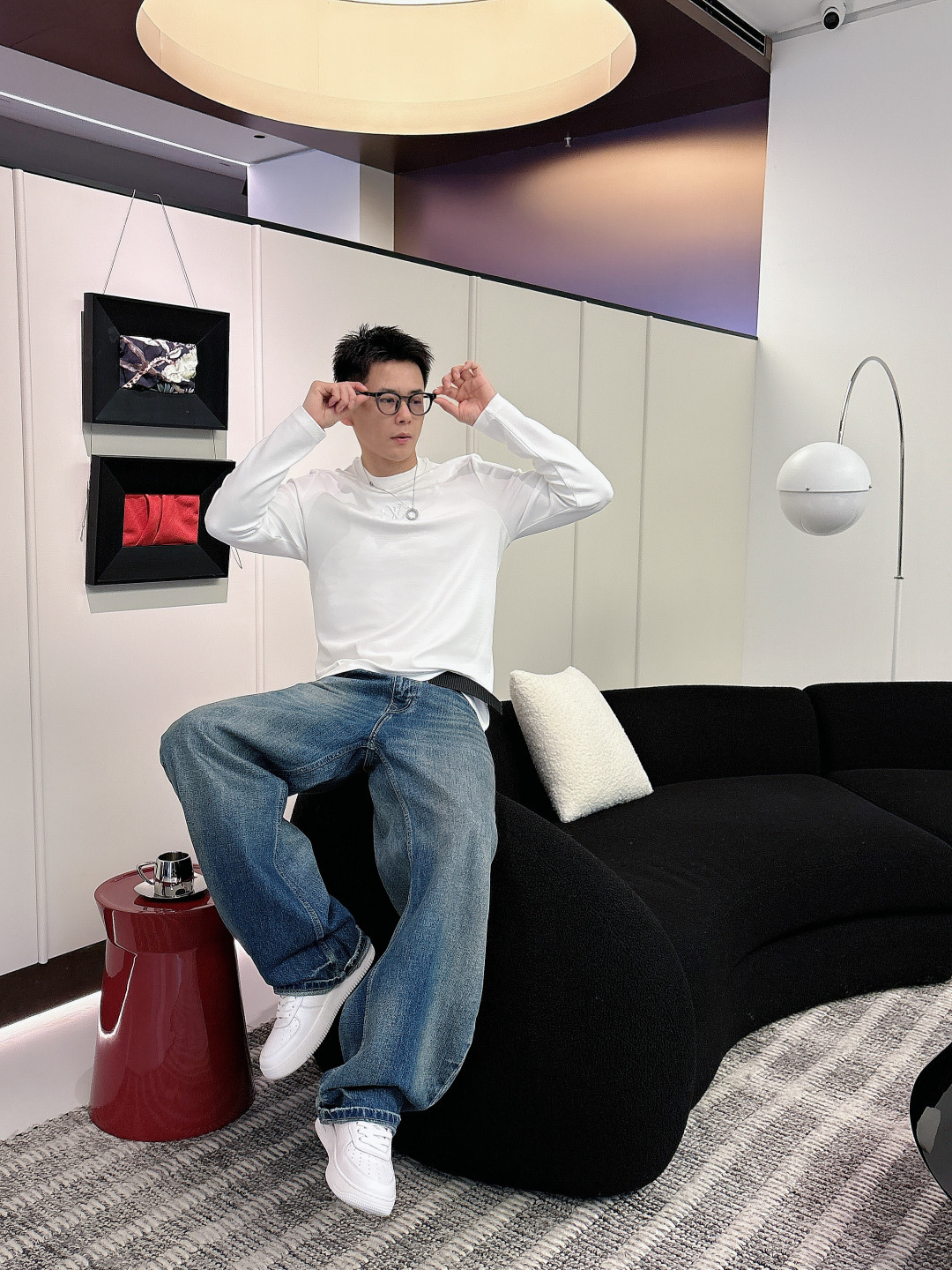 LV，2025秋冬最新款，高端刺绣/工艺图案装饰logo，专柜同步有售，原单狠货，爆款时尚休闲圆领长袖T