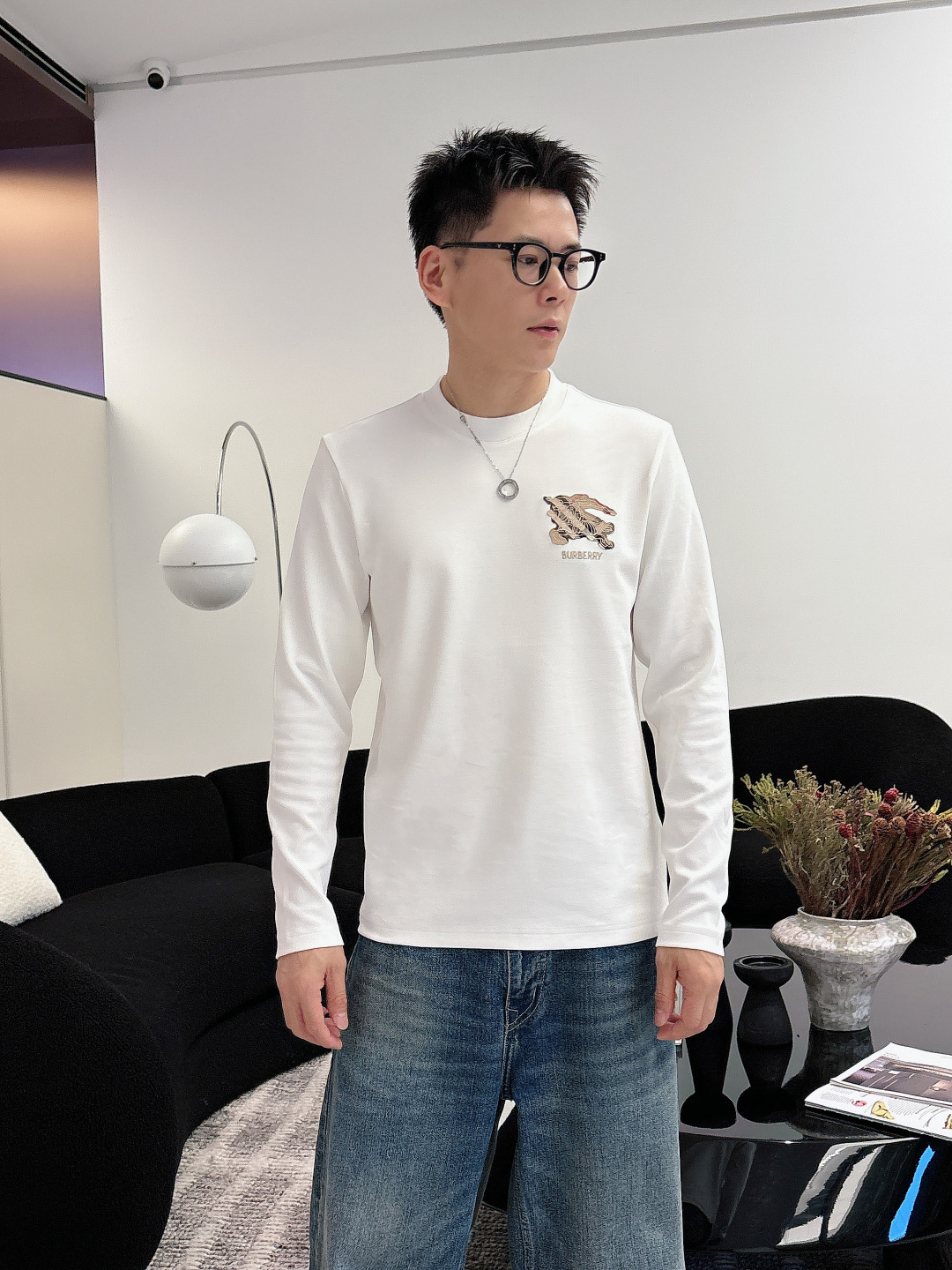 巴宝莉，2025秋冬最新款，高端刺绣/工艺图案装饰logo，专柜同步有售，原单狠货，爆款时尚休闲圆领长袖