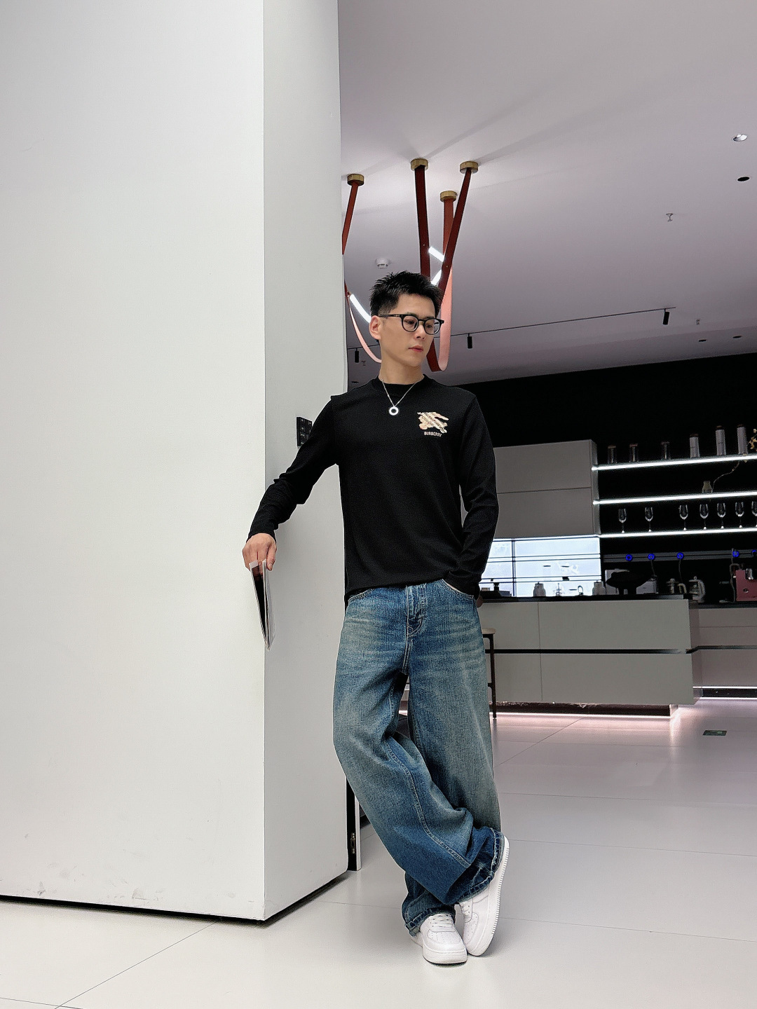 巴宝莉 ，2025秋冬最新款，高端刺绣/工艺图案装饰logo，专柜同步有售，原单狠货，爆款时尚休闲圆领长