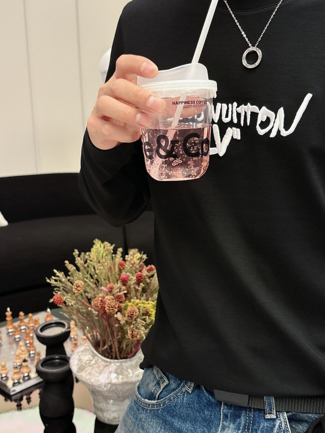 LV，2025秋冬最新款，高端刺绣/工艺图案装饰logo，专柜同步有售，原单狠货，爆款时尚休闲圆领长袖T