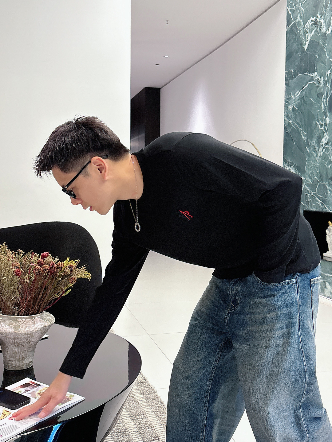 蒙口，2025秋冬最新款，高端刺绣/工艺图案装饰logo，专柜同步有售，原单狠货，爆款时尚休闲圆领长袖T