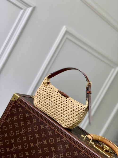 Elegant Raffia Hills Pochette Handbag with Leather Trim - Perfect for Summer 1 Elegant Raffia Hills Pochette Handbag with Leather Trim - Perfect for Summer
