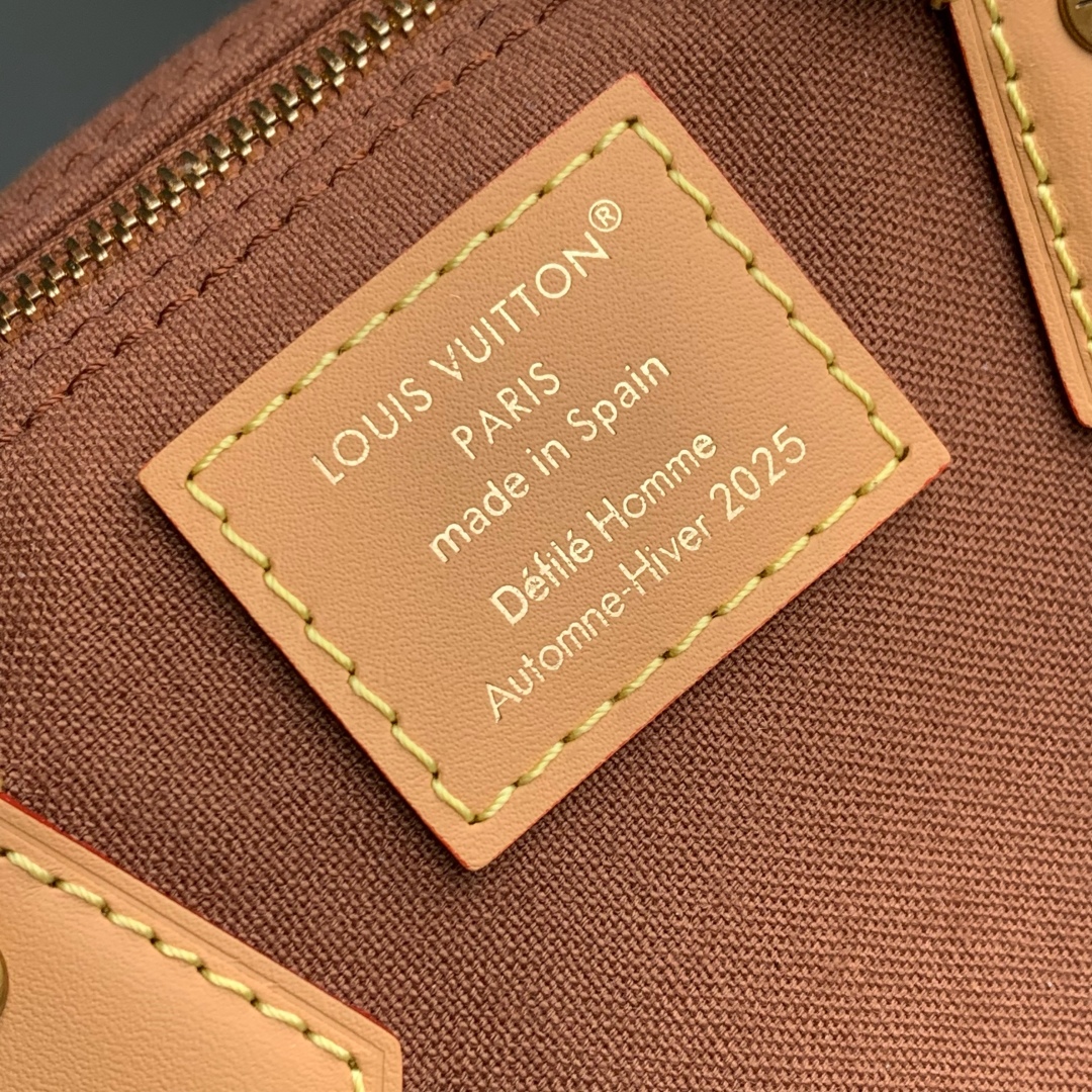 Louis Vuitton Speedy Pharrell and Nigo Collection Brown Canvas Satchel 9 cmp i1752311317883 3429 0 7