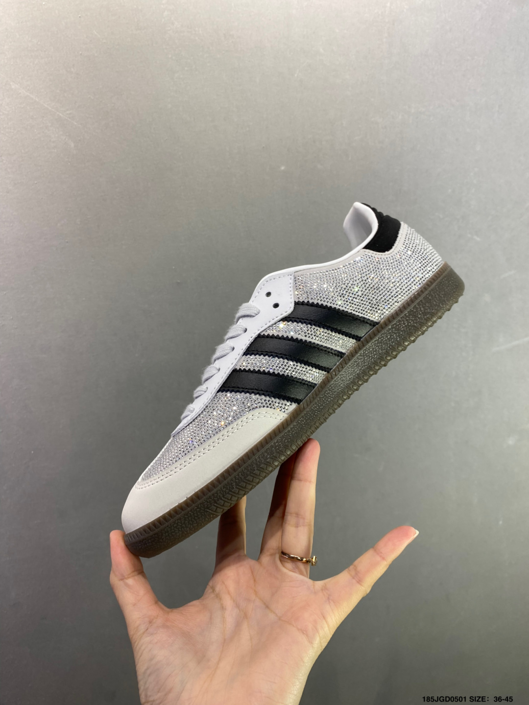 Adidas Originals Wb Pony Tonal Samba 阿迪达斯 桑巴舞系列绅士德训足球风百搭低帮休闲运动板鞋 KJ2510-Top High Quatity Cheap Sneakers Fashion Clothing Clothes Bags handbags Shoes of all Brand wholesale With The best Quality And Beautiful Price from China Factory Chinese suppliers wholesaler seller Adidas Originals Wb Pony Tonal Samba 阿迪达斯 桑巴舞系列绅士德训足球风百搭低帮休闲运动板鞋 KJ2510