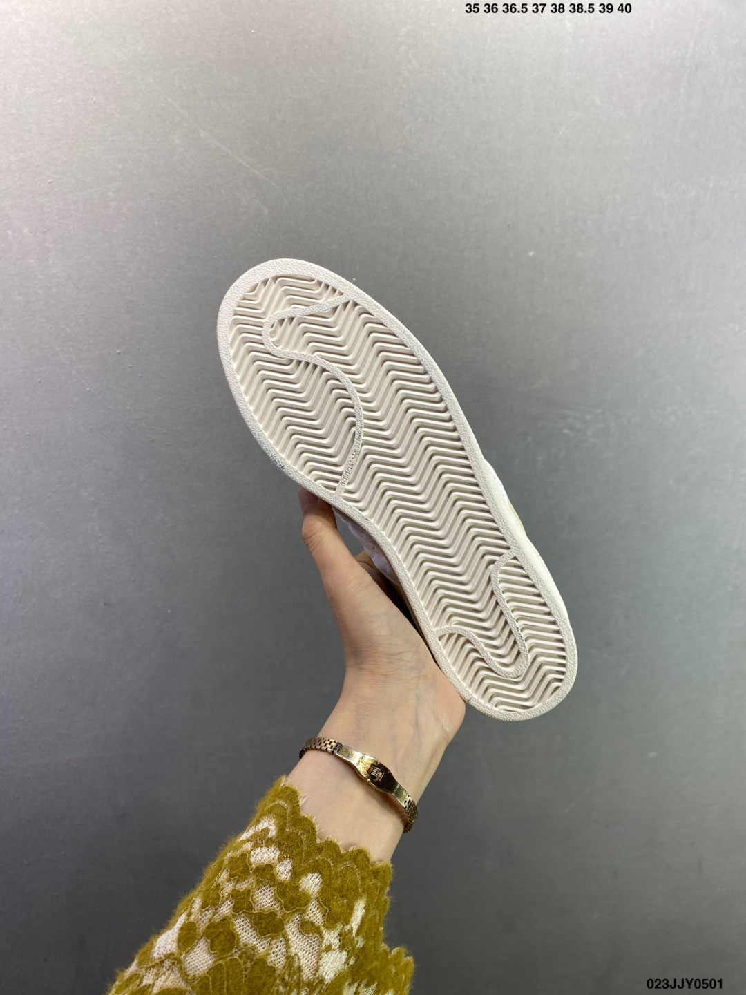 阿迪达斯Adidas三叶草 Originals Superstar KJ7300 贝壳头经典百搭休闲运动板鞋-Top High Quatity Cheap Sneakers Fashion Clothing Clothes Bags handbags Shoes of all Brand wholesale With The best Quality And Beautiful Price from China Factory Chinese suppliers wholesaler seller 阿迪达斯Adidas三叶草 Originals Superstar KJ7300 贝壳头经典百搭休闲运动板鞋
