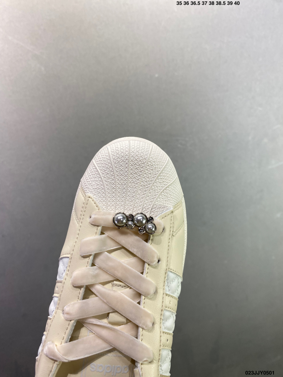 阿迪达斯Adidas三叶草 Originals Superstar KJ7300 贝壳头经典百搭休闲运动板鞋-Top High Quatity Cheap Sneakers Fashion Clothing Clothes Bags handbags Shoes of all Brand wholesale With The best Quality And Beautiful Price from China Factory Chinese suppliers wholesaler seller 阿迪达斯Adidas三叶草 Originals Superstar KJ7300 贝壳头经典百搭休闲运动板鞋