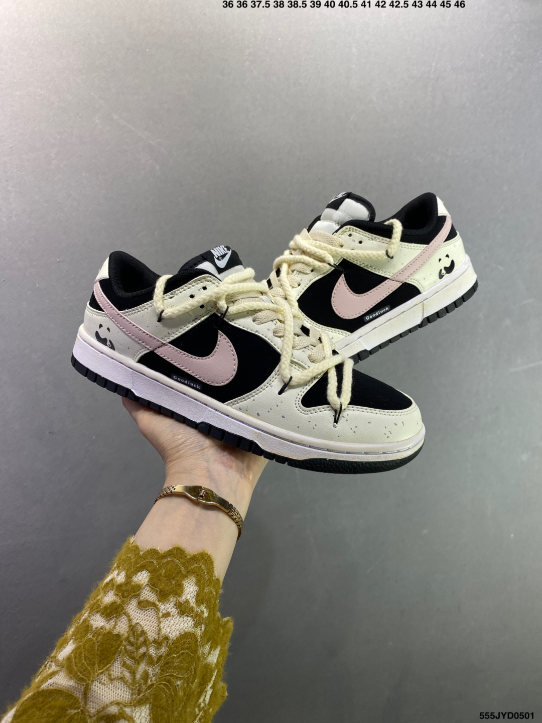 耐克 Nike Dunk Low 运动鞋复古解构绑带板鞋 DH9765-104 CW1590-100-Top High Quatity Cheap Sneakers Fashion Clothing Clothes Bags handbags Shoes of all Brand wholesale With The best Quality And Beautiful Price from China Factory Chinese suppliers wholesaler seller 耐克 Nike Dunk Low 运动鞋复古解构绑带板鞋 DH9765-104 CW1590-100