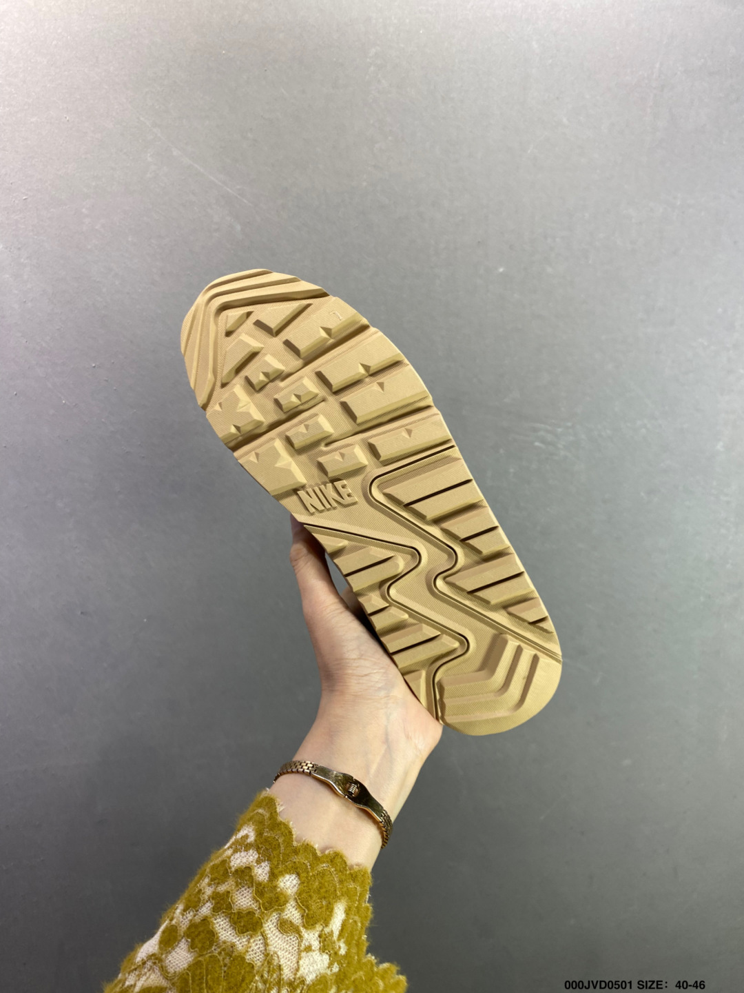 Nike Air Max 90 耐克 初代复古气垫百搭休闲运动慢跑鞋 CQ7743-200-Top High Quatity Cheap Sneakers Fashion Clothing Clothes Bags handbags Shoes of all Brand wholesale With The best Quality And Beautiful Price from China Factory Chinese suppliers wholesaler seller Nike Air Max 90 耐克 初代复古气垫百搭休闲运动慢跑鞋 CQ7743-200