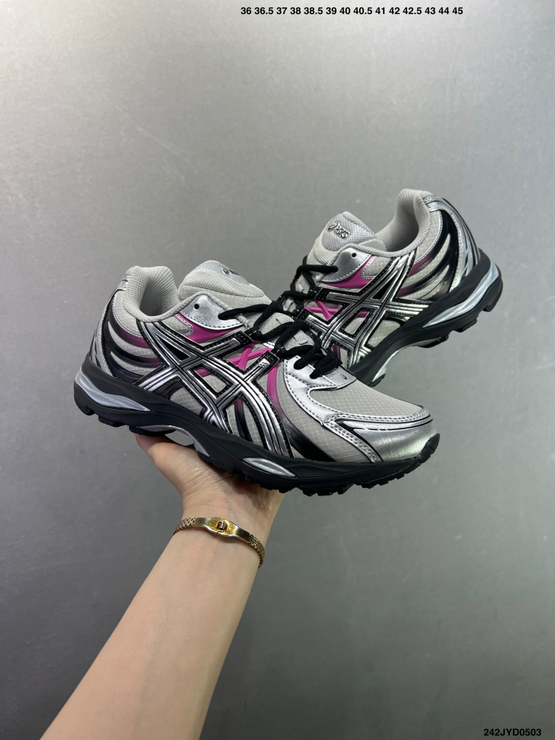 Asics GEL-SEKIRAN 亚瑟士 时尚舒适 低帮 休闲跑步鞋 1203A711-002-Top High Quatity Cheap Sneakers Fashion Clothing Clothes Bags handbags Shoes of all Brand wholesale With The best Quality And Beautiful Price from China Factory Chinese suppliers wholesaler seller Asics GEL-SEKIRAN 亚瑟士 时尚舒适 低帮 休闲跑步鞋 1203A711-002
