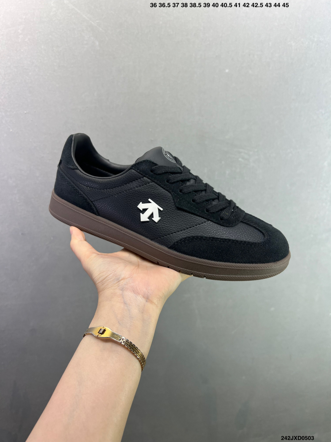 迪桑特DESCENTE EDGE COURT RETRO 复古轻质 耐磨低帮 生活休闲鞋 SP363LSN82