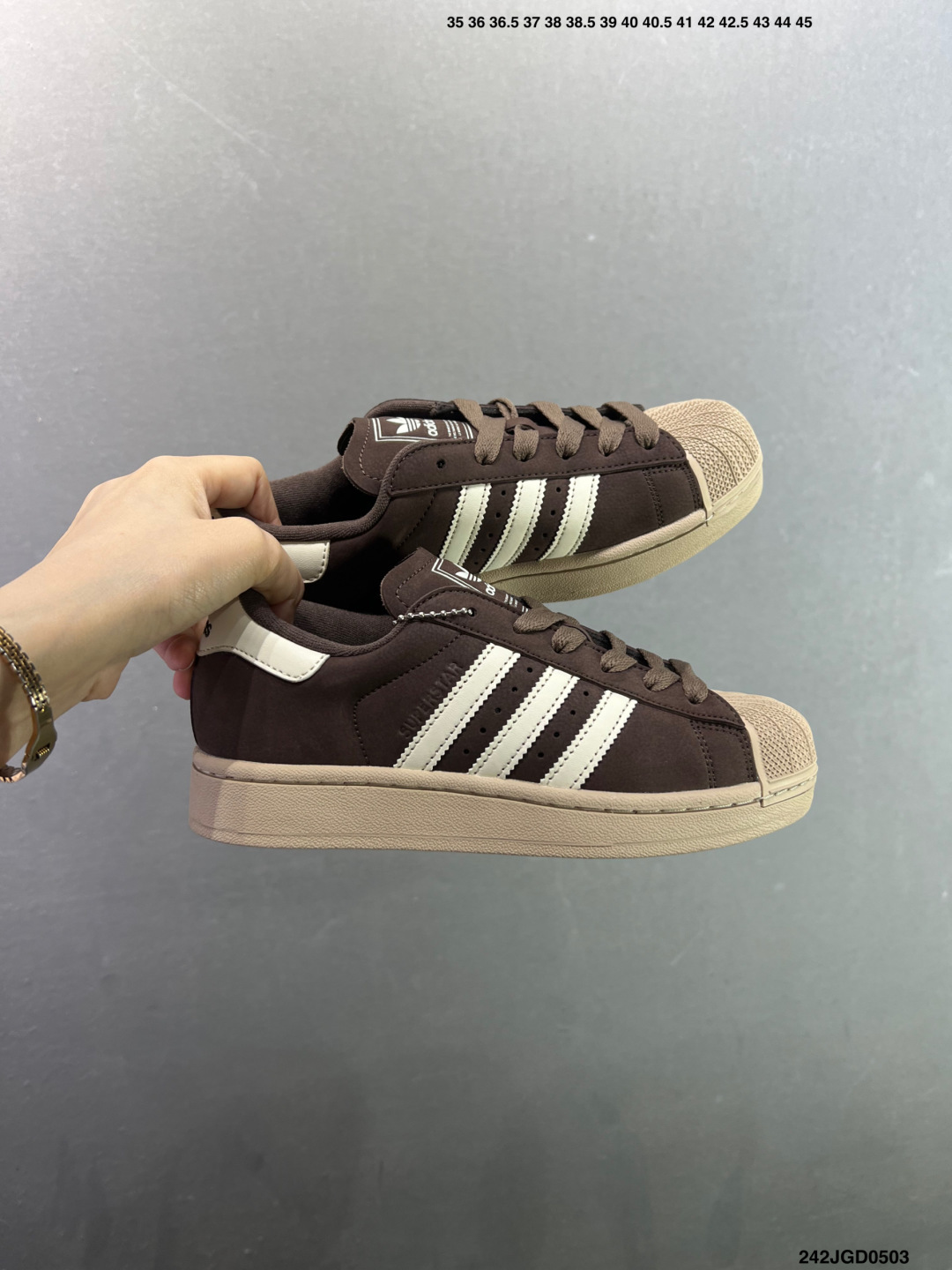 Adidas Originals SUPERSTAR II J 贝壳头系列 阿迪达斯 三叶草低帮经典百搭休闲运动板鞋 JH9977-Top High Quatity Cheap Sneakers Fashion Clothing Clothes Bags handbags Shoes of all Brand wholesale With The best Quality And Beautiful Price from China Factory Chinese suppliers wholesaler seller Adidas Originals SUPERSTAR II J 贝壳头系列 阿迪达斯 三叶草低帮经典百搭休闲运动板鞋 JH9977