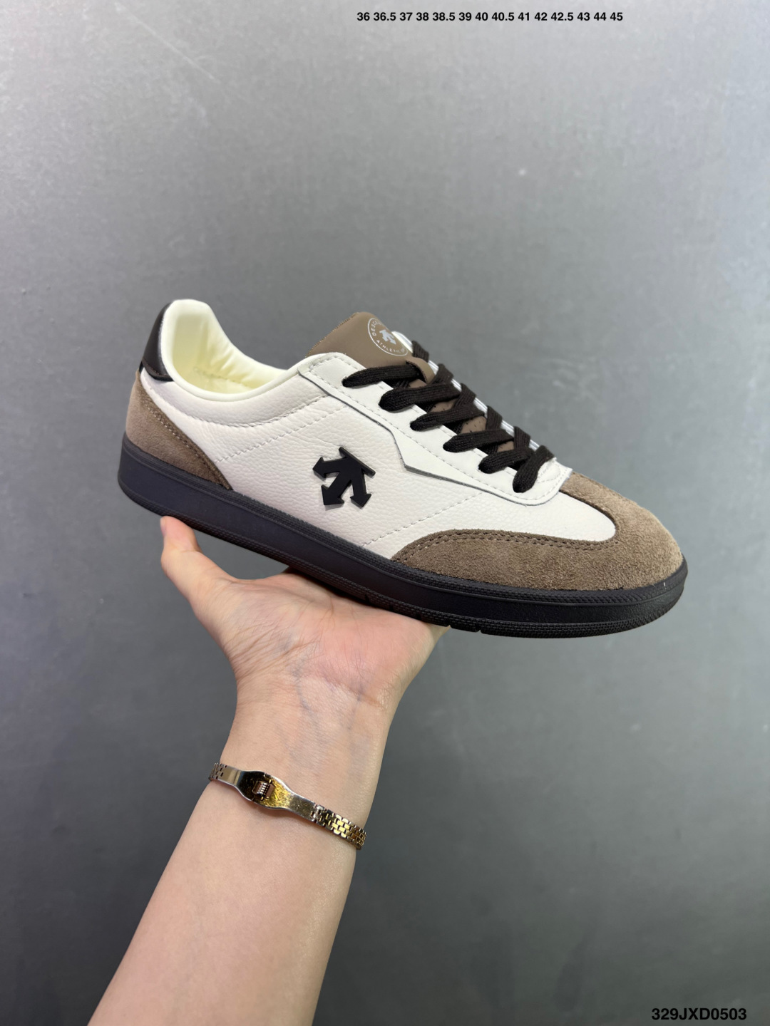迪桑特DESCENTE EDGE COURT RETRO 复古轻质 耐磨低帮 生活休闲鞋 SP363LSN82-Top High Quatity Cheap Sneakers Fashion Clothing Clothes Bags handbags Shoes of all Brand wholesale With The best Quality And Beautiful Price from China Factory Chinese suppliers wholesaler seller 迪桑特DESCENTE EDGE COURT RETRO 复古轻质 耐磨低帮 生活休闲鞋 SP363LSN82