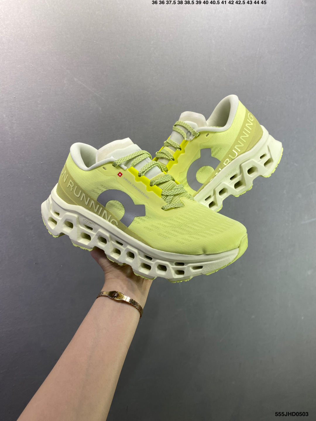 昂跑 On Cloudmonster 3 昂跑 户外街头机能风新兴品牌轻便低帮跑步鞋-Top High Quatity Cheap Sneakers Fashion Clothing Clothes Bags handbags Shoes of all Brand wholesale With The best Quality And Beautiful Price from China Factory Chinese suppliers wholesaler seller 昂跑 On Cloudmonster 3 昂跑 户外街头机能风新兴品牌轻便低帮跑步鞋