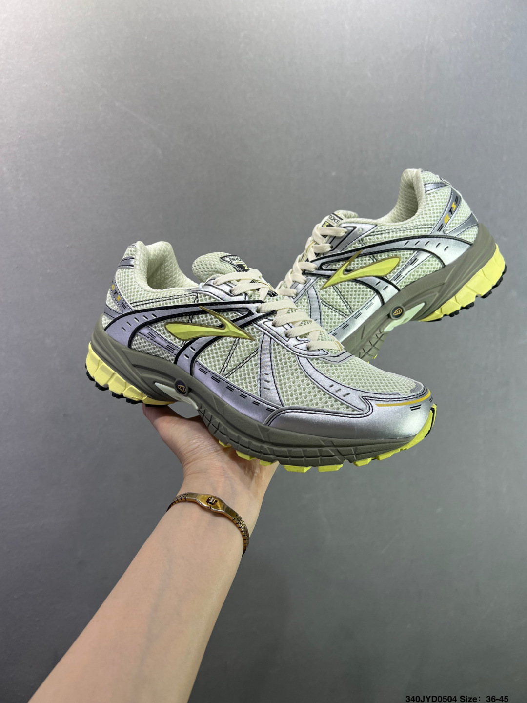 Brooks布鲁克斯 Adrenaline GTS 10 舒适贴合 跑步鞋-Top High Quatity Cheap Sneakers Fashion Clothing Clothes Bags handbags Shoes of all Brand wholesale With The best Quality And Beautiful Price from China Factory Chinese suppliers wholesaler seller Brooks布鲁克斯 Adrenaline GTS 10 舒适贴合 跑步鞋