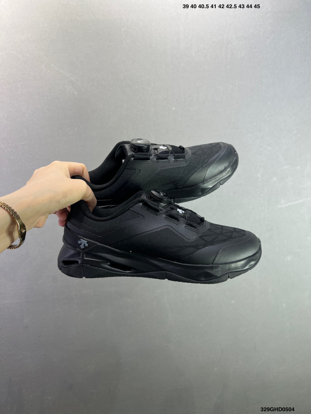 迪桑特DESCENTE EDGE COURT RETRO 复古轻质 耐磨低帮 生活休闲鞋 SP373LSN82-Top High Quatity Cheap Sneakers Fashion Clothing Clothes Bags handbags Shoes of all Brand wholesale With The best Quality And Beautiful Price from China Factory Chinese suppliers wholesaler seller 迪桑特DESCENTE EDGE COURT RETRO 复古轻质 耐磨低帮 生活休闲鞋 SP373LSN82