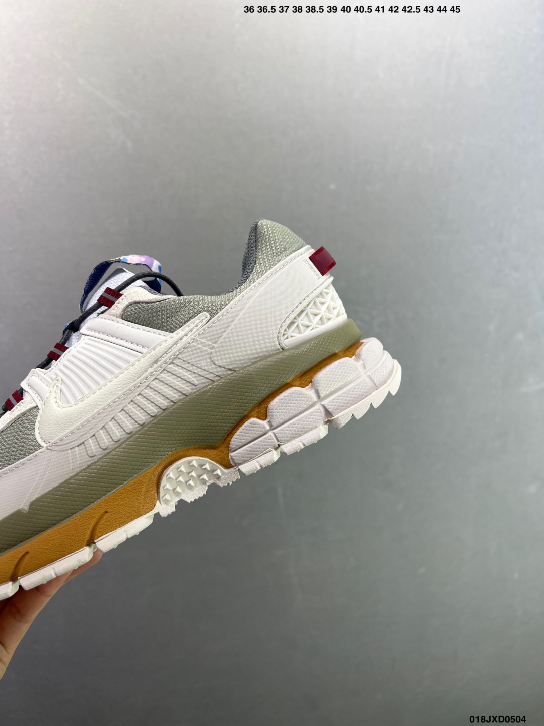 耐克Nike Zoom Vomero Roam 马拉松复古跑五代休闲运动慢跑鞋 FV2995-002-Top High Quatity Cheap Sneakers Fashion Clothing Clothes Bags handbags Shoes of all Brand wholesale With The best Quality And Beautiful Price from China Factory Chinese suppliers wholesaler seller 耐克Nike Zoom Vomero Roam 马拉松复古跑五代休闲运动慢跑鞋 FV2995-002