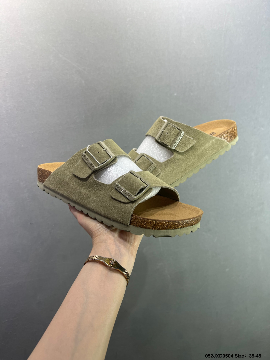 博肯Birkenstock London Suede Leather 伦敦系列低帮牛皮绒面革平底复古软木休闲鞋“反绒浅卡其”1010503-Top High Quatity Cheap Sneakers Fashion Clothing Clothes Bags handbags Shoes of all Brand wholesale With The best Quality And Beautiful Price from China Factory Chinese suppliers wholesaler seller 博肯Birkenstock London Suede Leather 伦敦系列低帮牛皮绒面革平底复古软木休闲鞋“反绒浅卡其”1010503