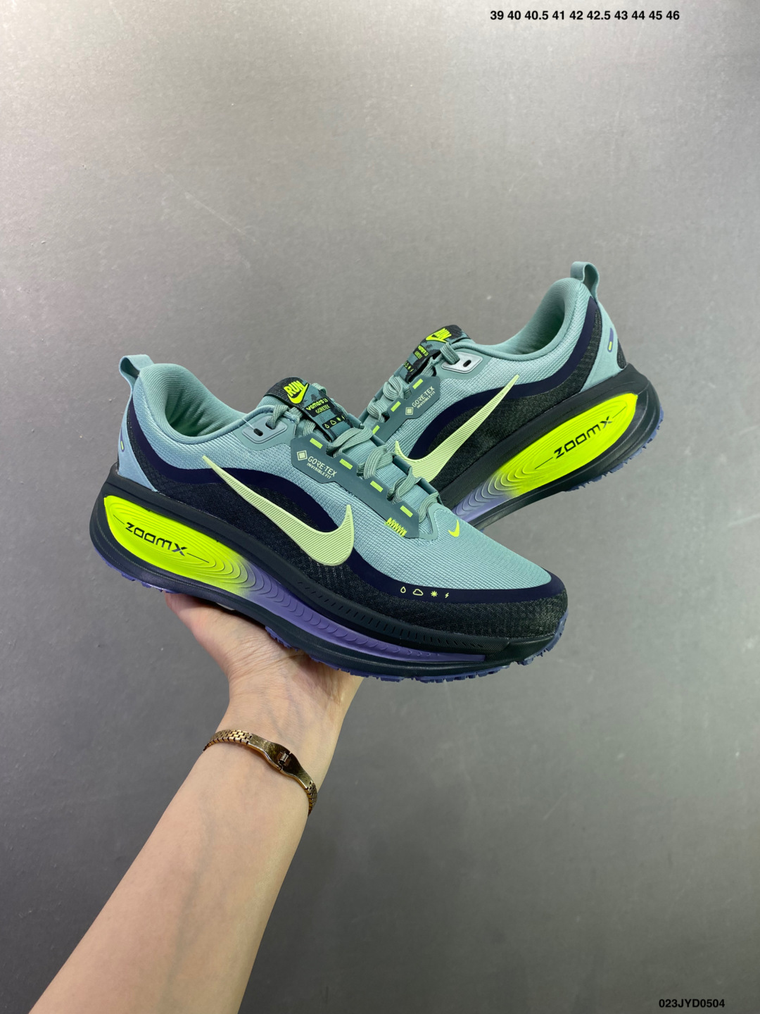 Nike VOMERO 18 轻盈跑鞋 顶级版本 Nike VOMERO 18 舒适百搭防滑耐磨 低帮 休闲跑步鞋男女同款 HQ7001-003-Top High Quatity Cheap Sneakers Fashion Clothing Clothes Bags handbags Shoes of all Brand wholesale With The best Quality And Beautiful Price from China Factory Chinese suppliers wholesaler seller Nike VOMERO 18 轻盈跑鞋 顶级版本 Nike VOMERO 18 舒适百搭防滑耐磨 低帮 休闲跑步鞋男女同款 HQ7001-003