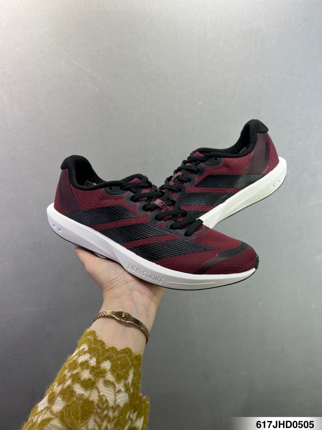 阿迪达斯女款老爹鞋 ADIZERO BK 轻便透气缓震竞速跑步运动鞋 JP6568-Top High Quatity Cheap Sneakers Fashion Clothing Clothes Bags handbags Shoes of all Brand wholesale With The best Quality And Beautiful Price from China Factory Chinese suppliers wholesaler seller 阿迪达斯女款老爹鞋 ADIZERO BK 轻便透气缓震竞速跑步运动鞋 JP6568