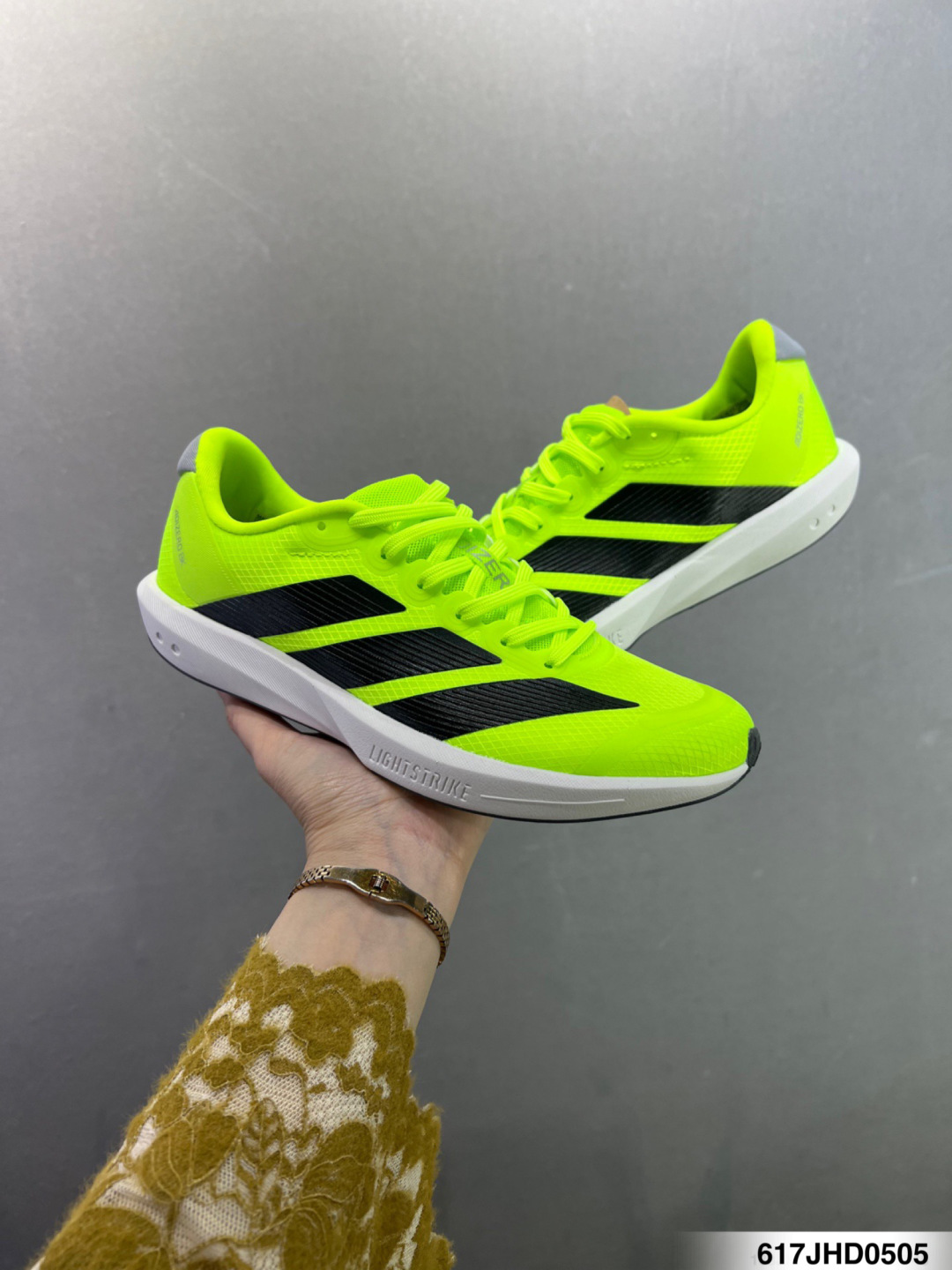 阿迪达斯女款老爹鞋 ADIZERO BK 轻便透气缓震竞速跑步运动鞋 JP6568-Top High Quatity Cheap Sneakers Fashion Clothing Clothes Bags handbags Shoes of all Brand wholesale With The best Quality And Beautiful Price from China Factory Chinese suppliers wholesaler seller 阿迪达斯女款老爹鞋 ADIZERO BK 轻便透气缓震竞速跑步运动鞋 JP6568
