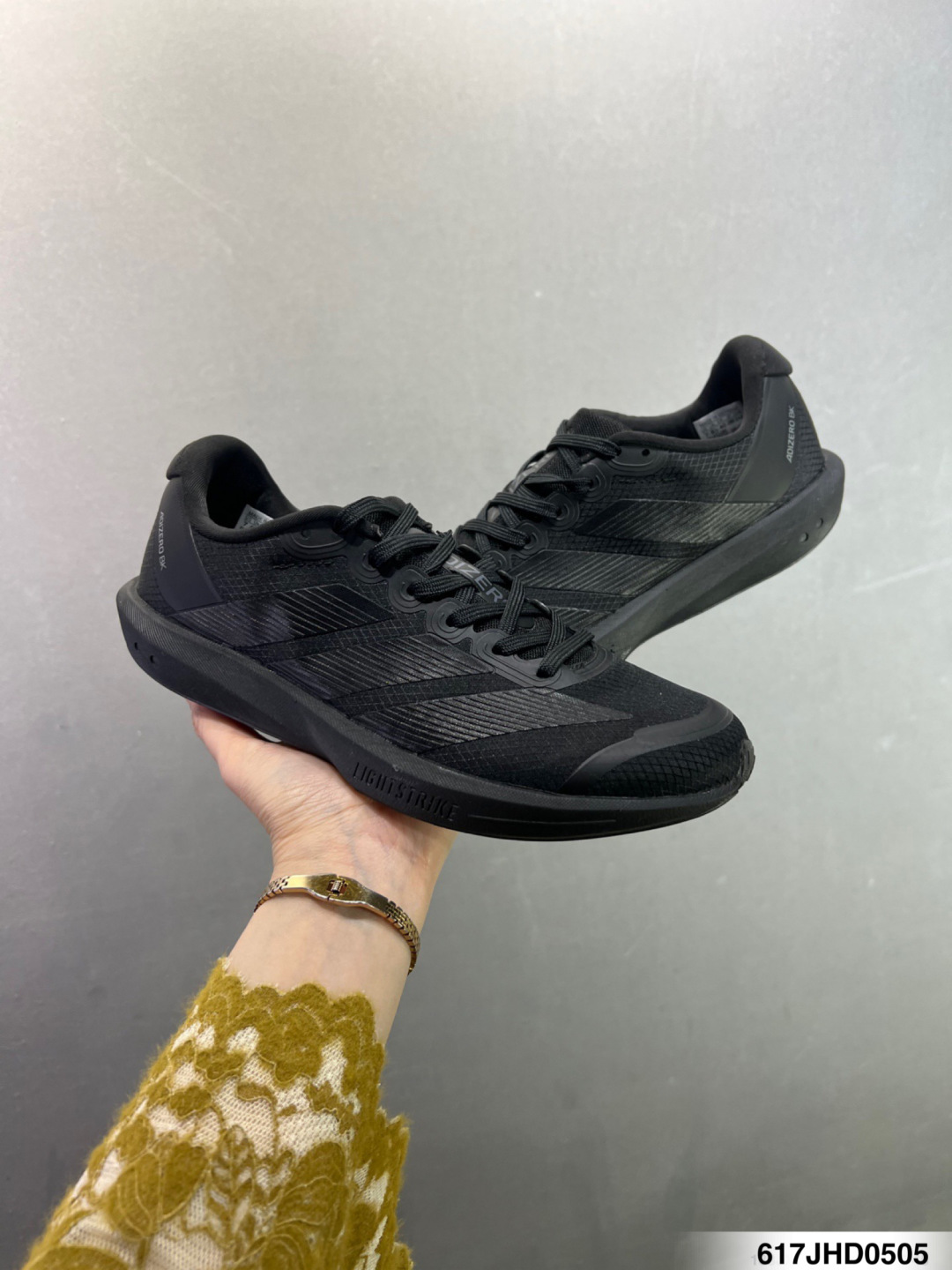 阿迪达斯女款老爹鞋 ADIZERO BK 轻便透气缓震竞速跑步运动鞋 JP6568-Top High Quatity Cheap Sneakers Fashion Clothing Clothes Bags handbags Shoes of all Brand wholesale With The best Quality And Beautiful Price from China Factory Chinese suppliers wholesaler seller 阿迪达斯女款老爹鞋 ADIZERO BK 轻便透气缓震竞速跑步运动鞋 JP6568
