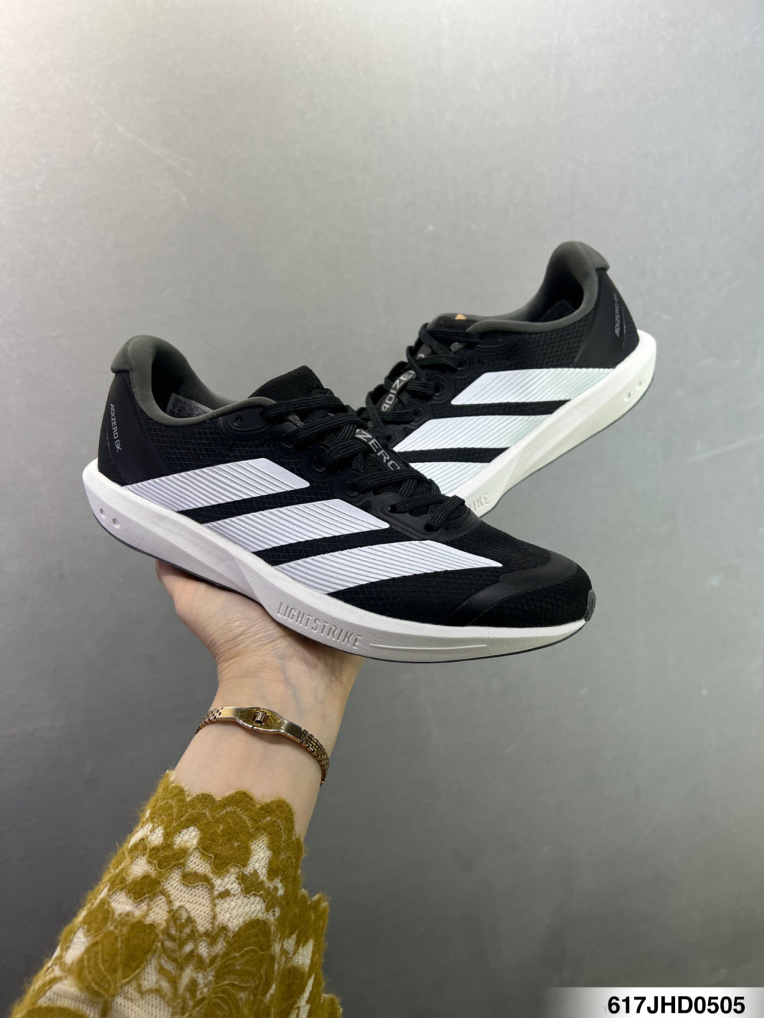 阿迪达斯女款老爹鞋 ADIZERO BK 轻便透气缓震竞速跑步运动鞋 JP6568-Top High Quatity Cheap Sneakers Fashion Clothing Clothes Bags handbags Shoes of all Brand wholesale With The best Quality And Beautiful Price from China Factory Chinese suppliers wholesaler seller 阿迪达斯女款老爹鞋 ADIZERO BK 轻便透气缓震竞速跑步运动鞋 JP6568