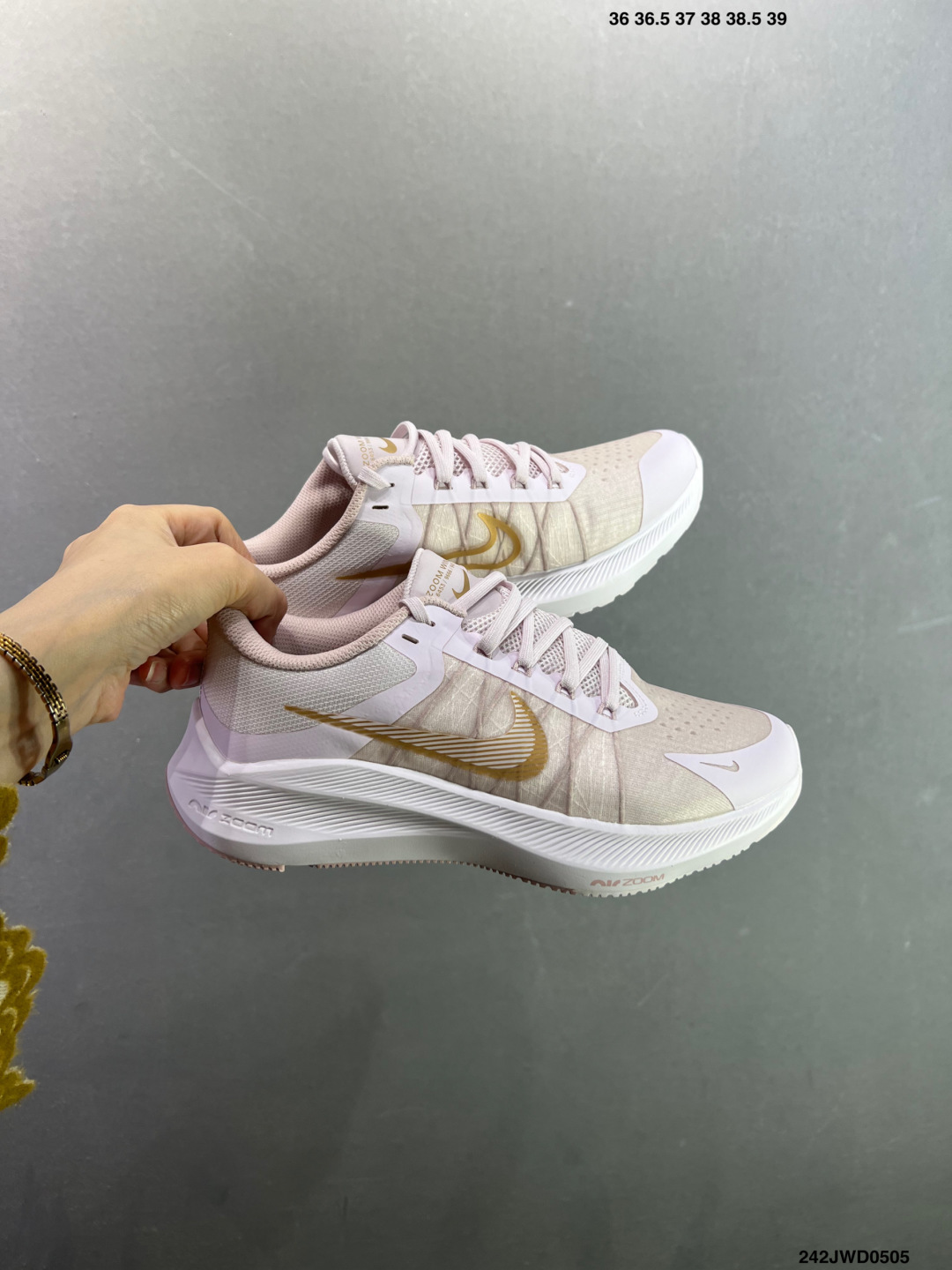 耐克Nike Zoom WINFLO 8代缓震大底飞线贾卡轻质透气休闲运动跑步鞋“登月温弗洛8代” CW3421