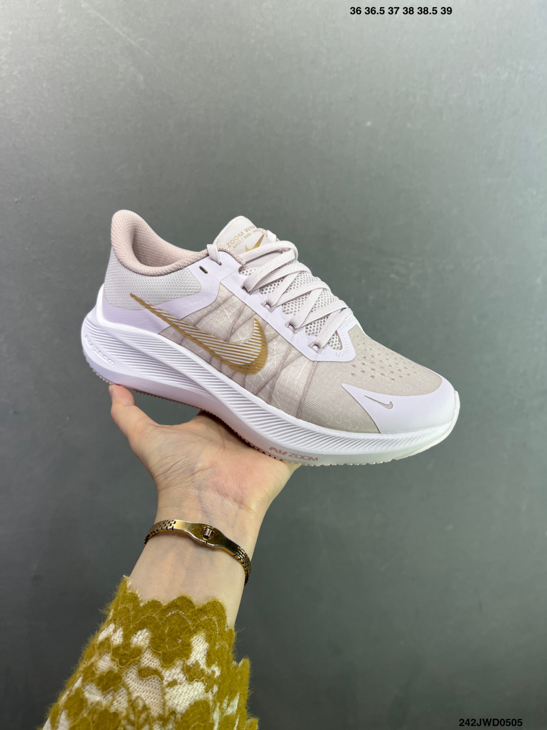 耐克Nike Zoom WINFLO 8代缓震大底飞线贾卡轻质透气休闲运动跑步鞋“登月温弗洛8代” CW3421