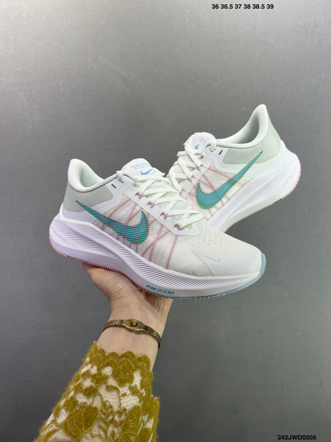 耐克Nike Zoom WINFLO 8代缓震大底飞线贾卡轻质透气休闲运动跑步鞋“登月温弗洛8代” CW3421