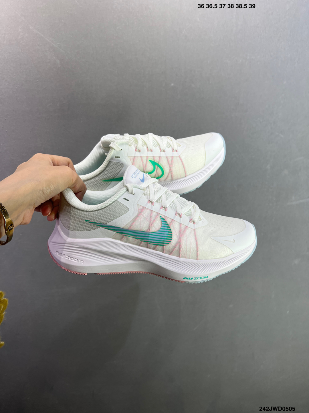 耐克Nike Zoom WINFLO 8代缓震大底飞线贾卡轻质透气休闲运动跑步鞋“登月温弗洛8代” CW3421