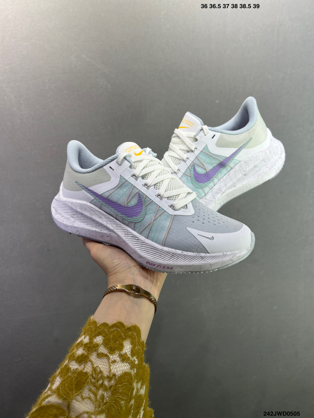 耐克Nike Zoom WINFLO 8代缓震大底飞线贾卡轻质透气休闲运动跑步鞋“登月温弗洛8代” CW3421