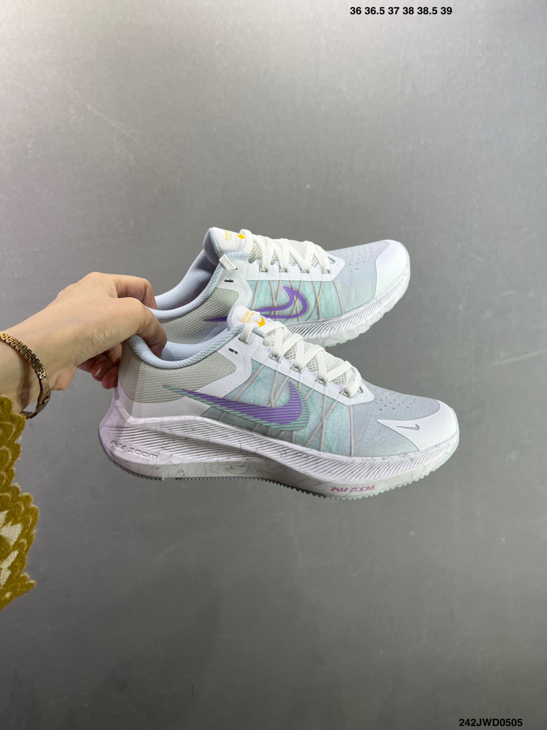 耐克Nike Zoom WINFLO 8代缓震大底飞线贾卡轻质透气休闲运动跑步鞋“登月温弗洛8代” CW3421